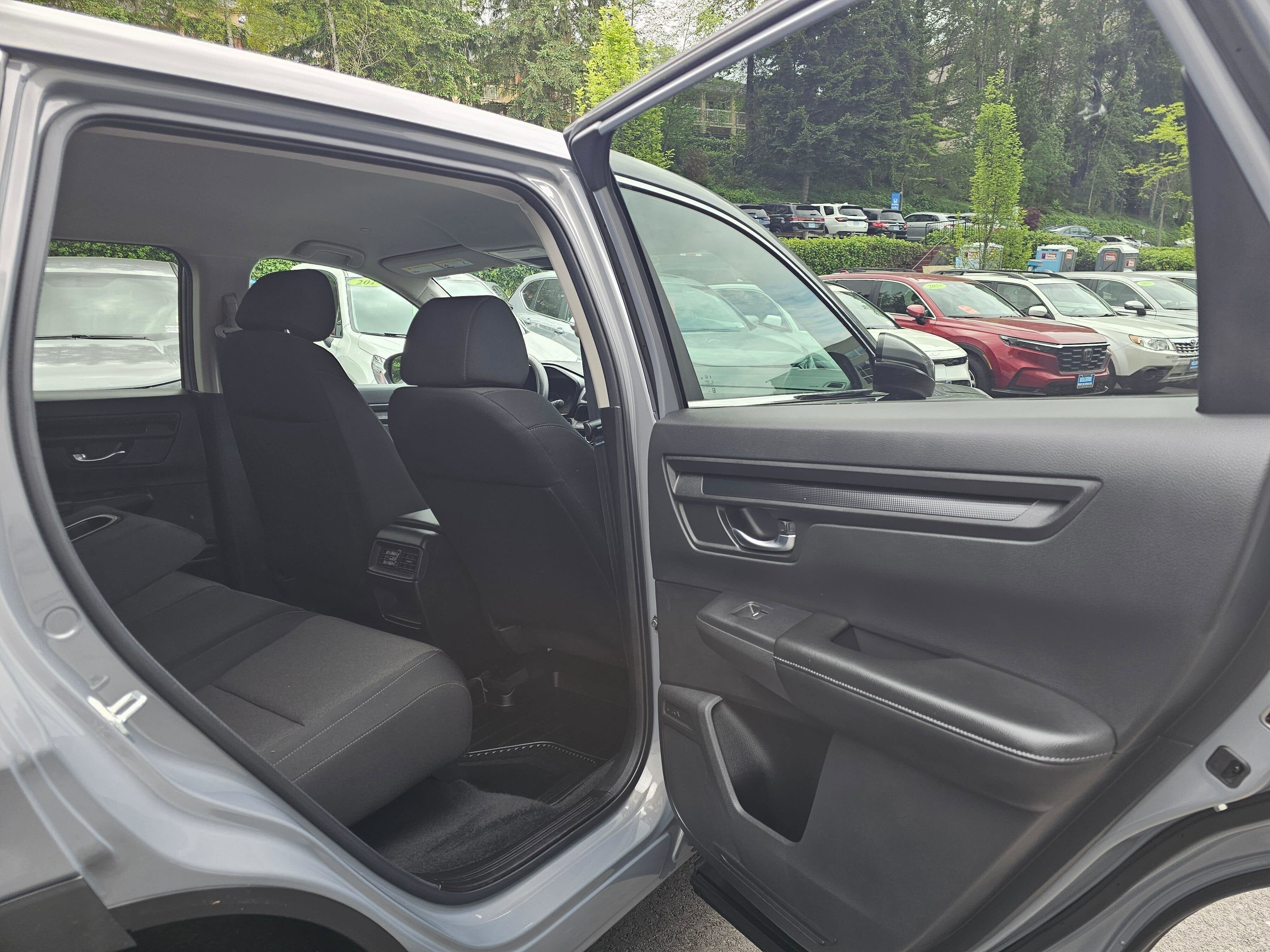 2025 Honda CR-V LX