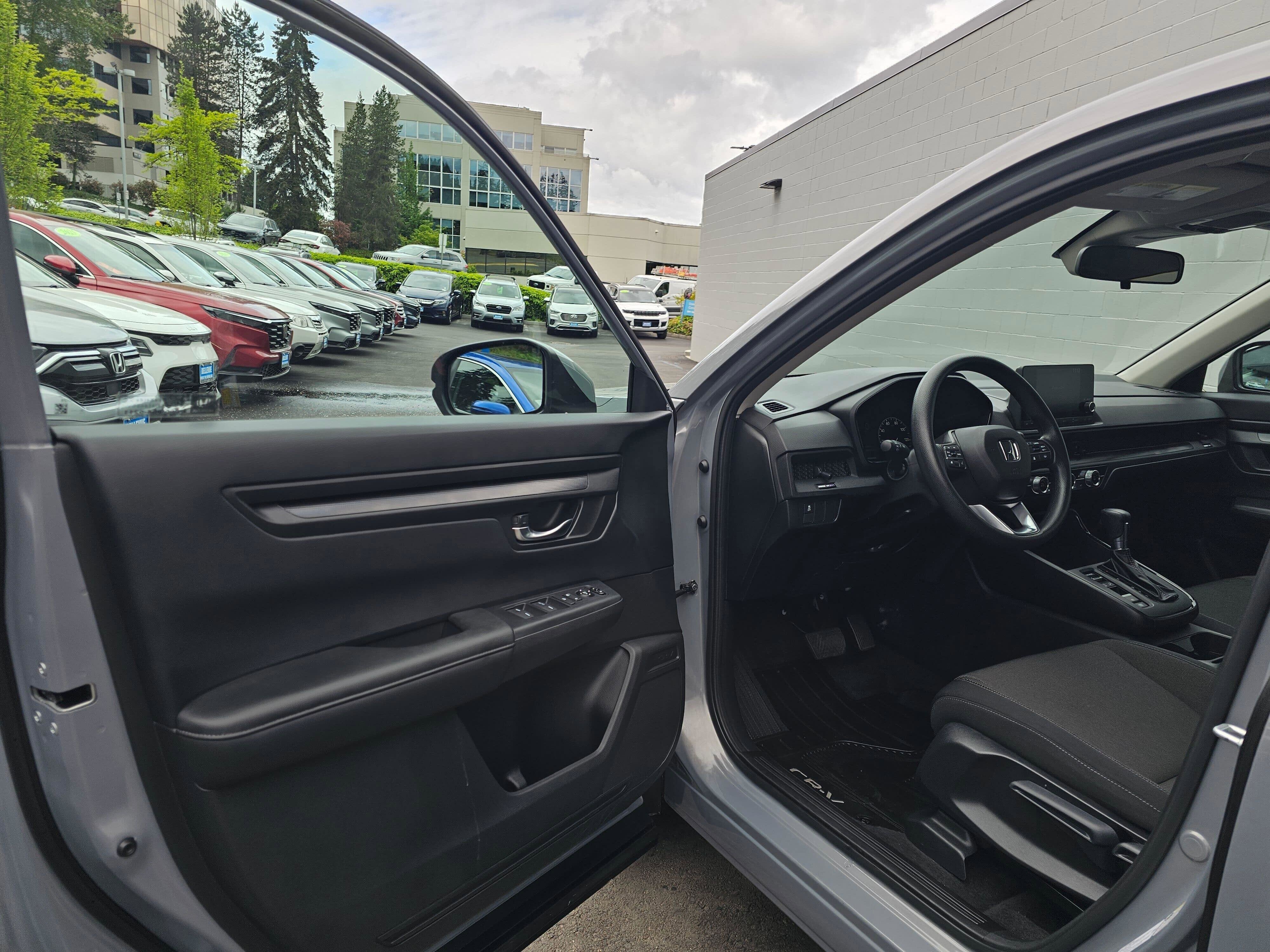 2025 Honda CR-V LX