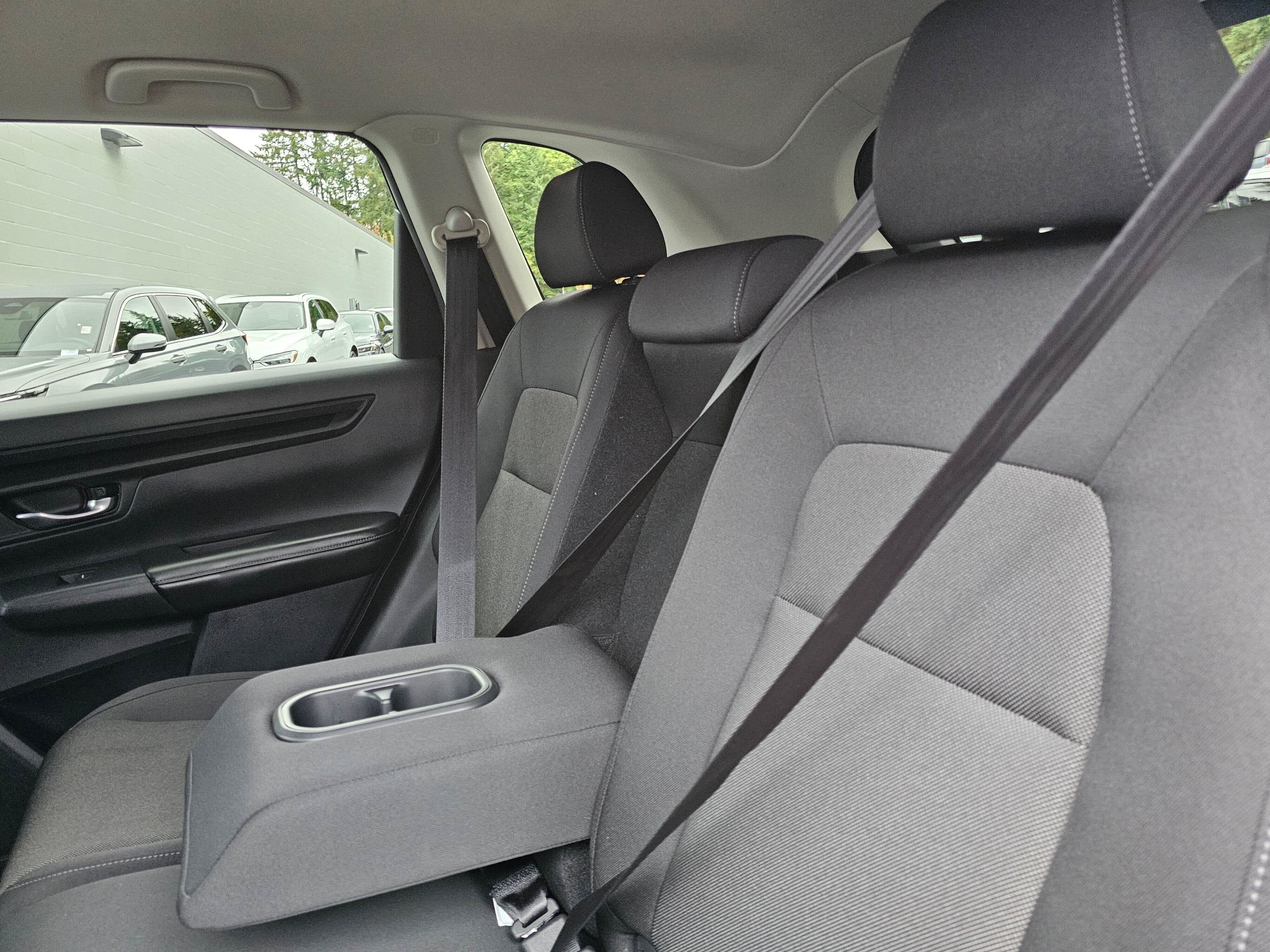 2025 Honda CR-V LX - Photo 21