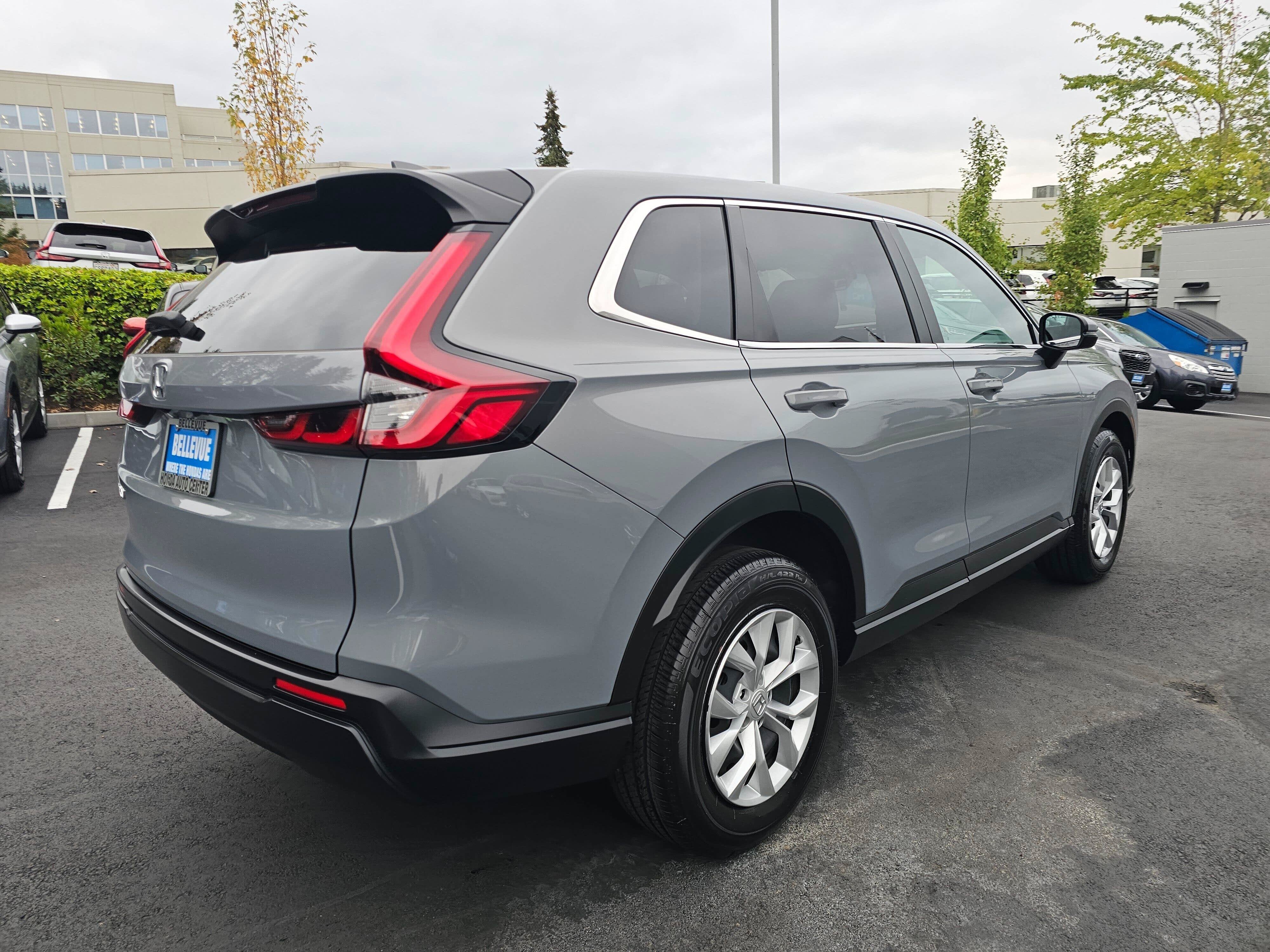 2025 Honda CR-V LX - Photo 7