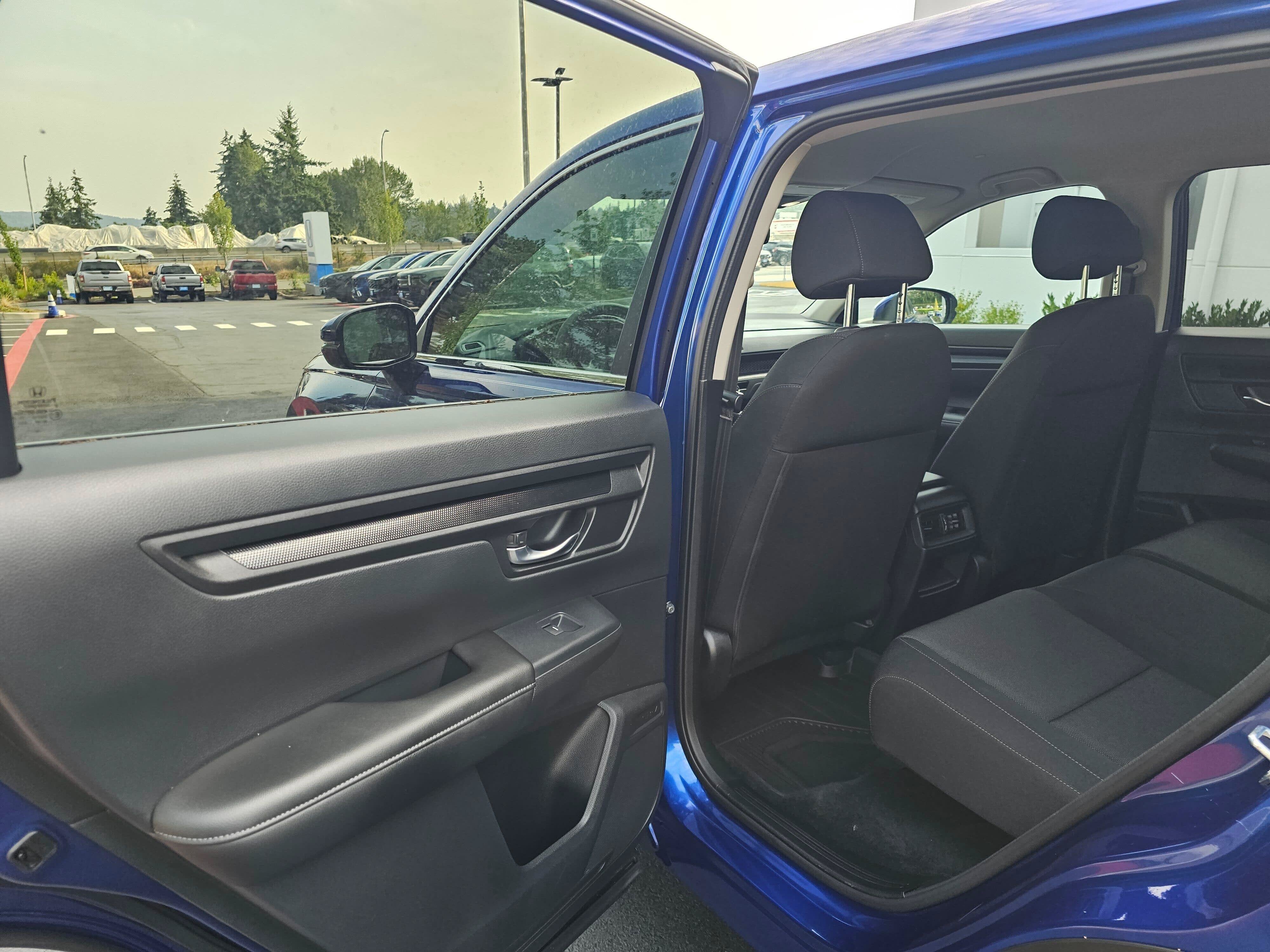 2025 Honda CR-V LX