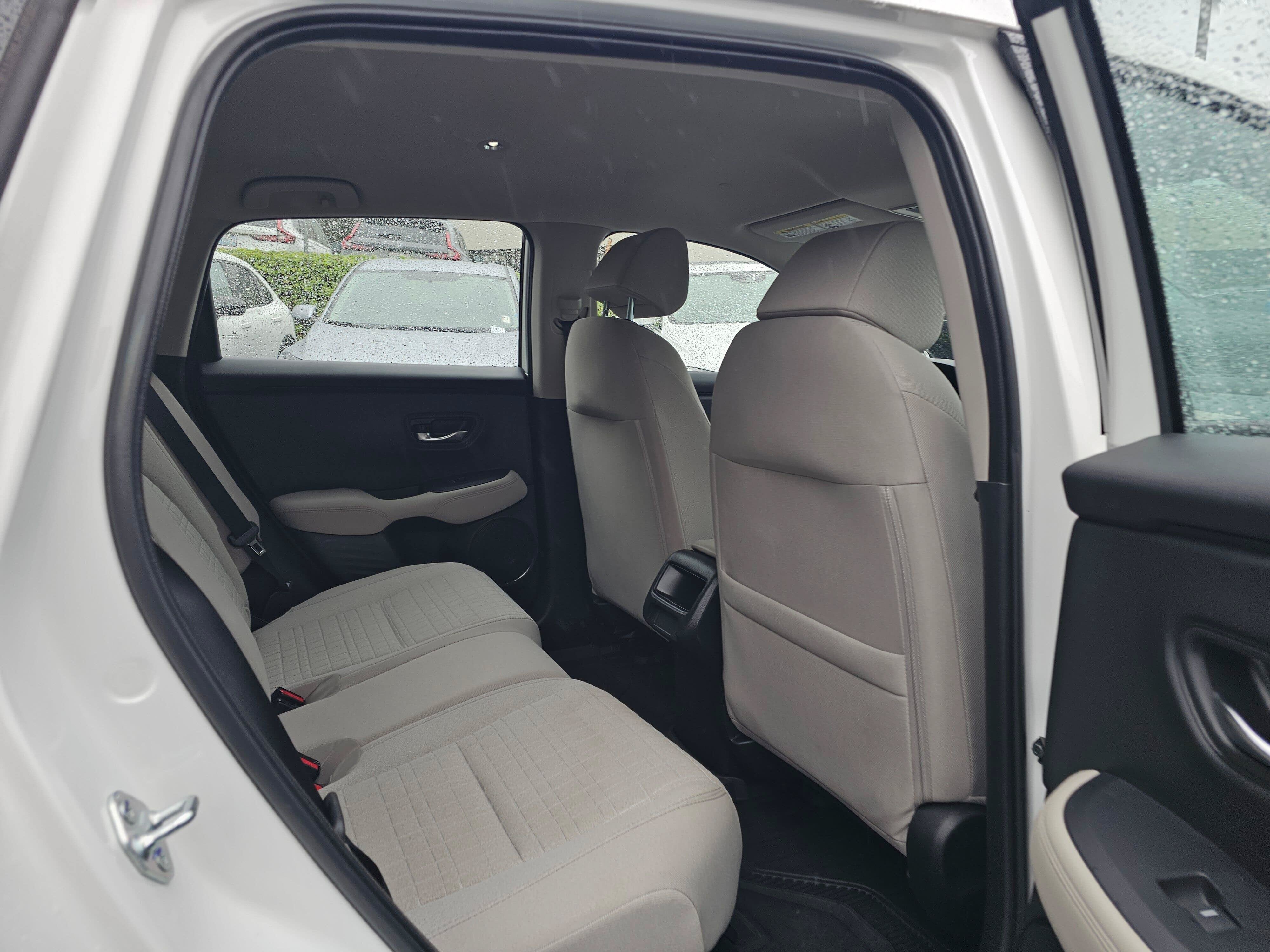 2025 Honda HR-V LX - Photo 14