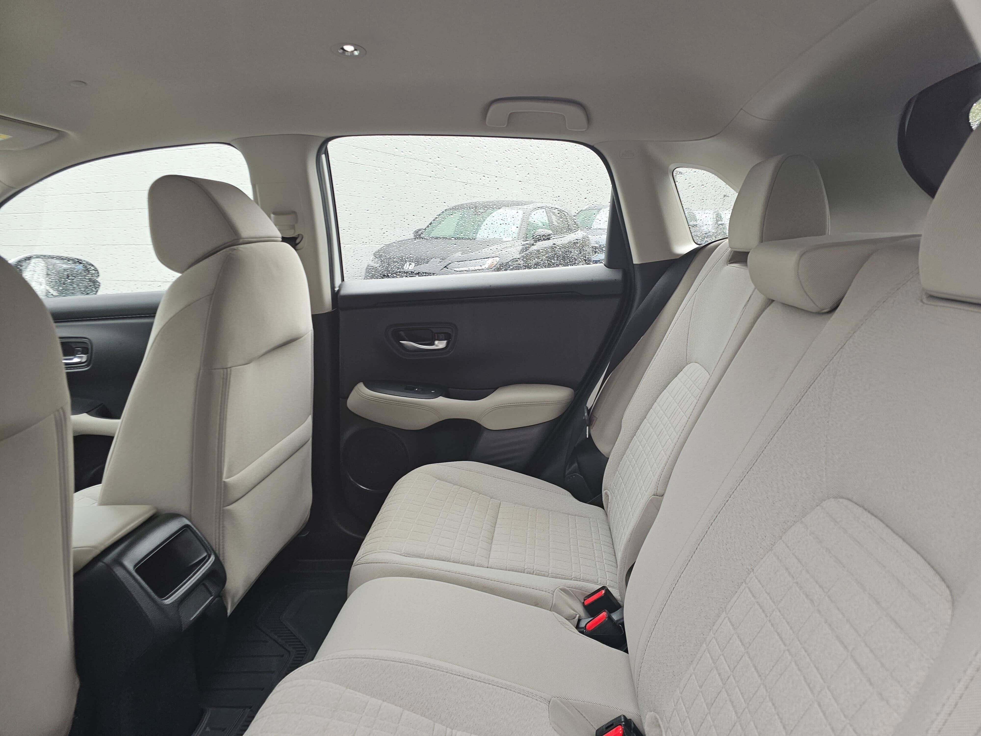 2025 Honda HR-V LX - Photo 20