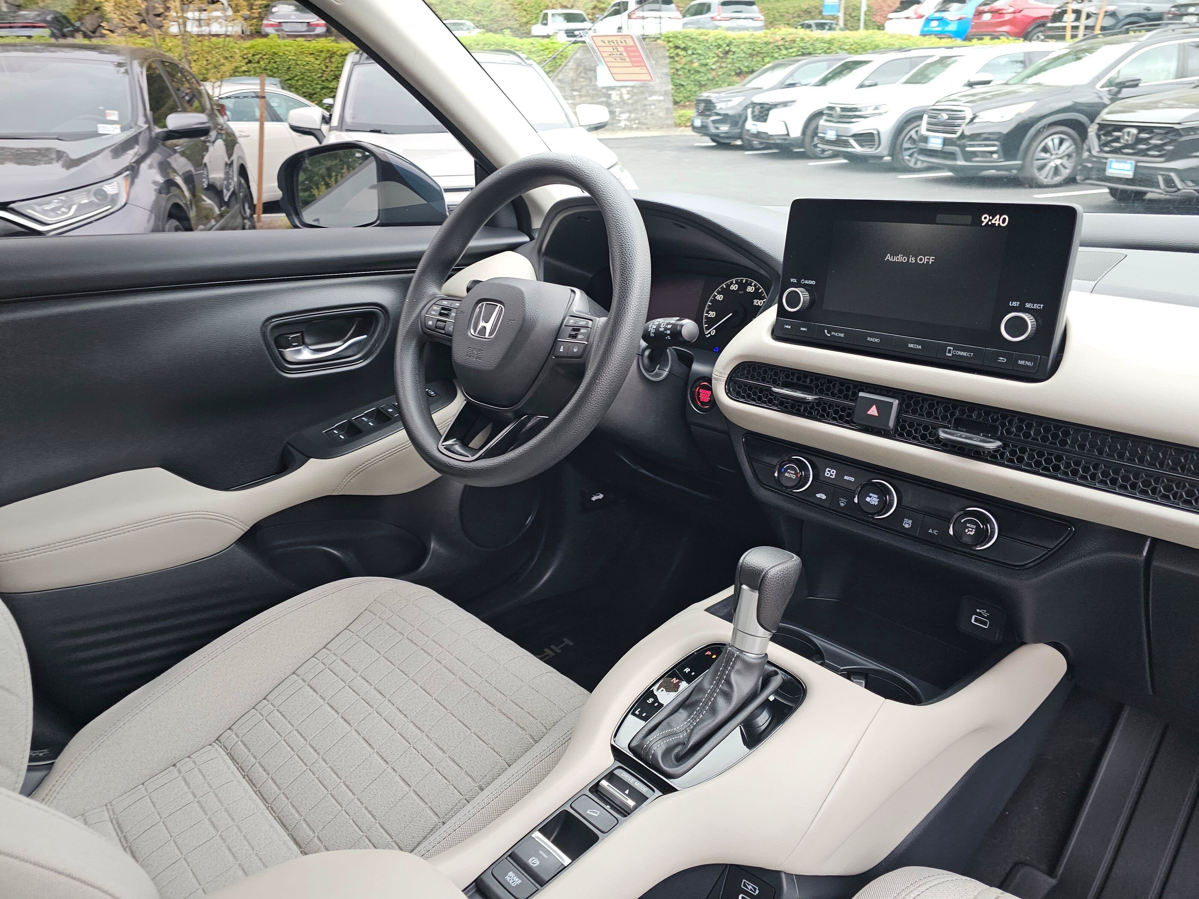 2024 Honda HR-V LX