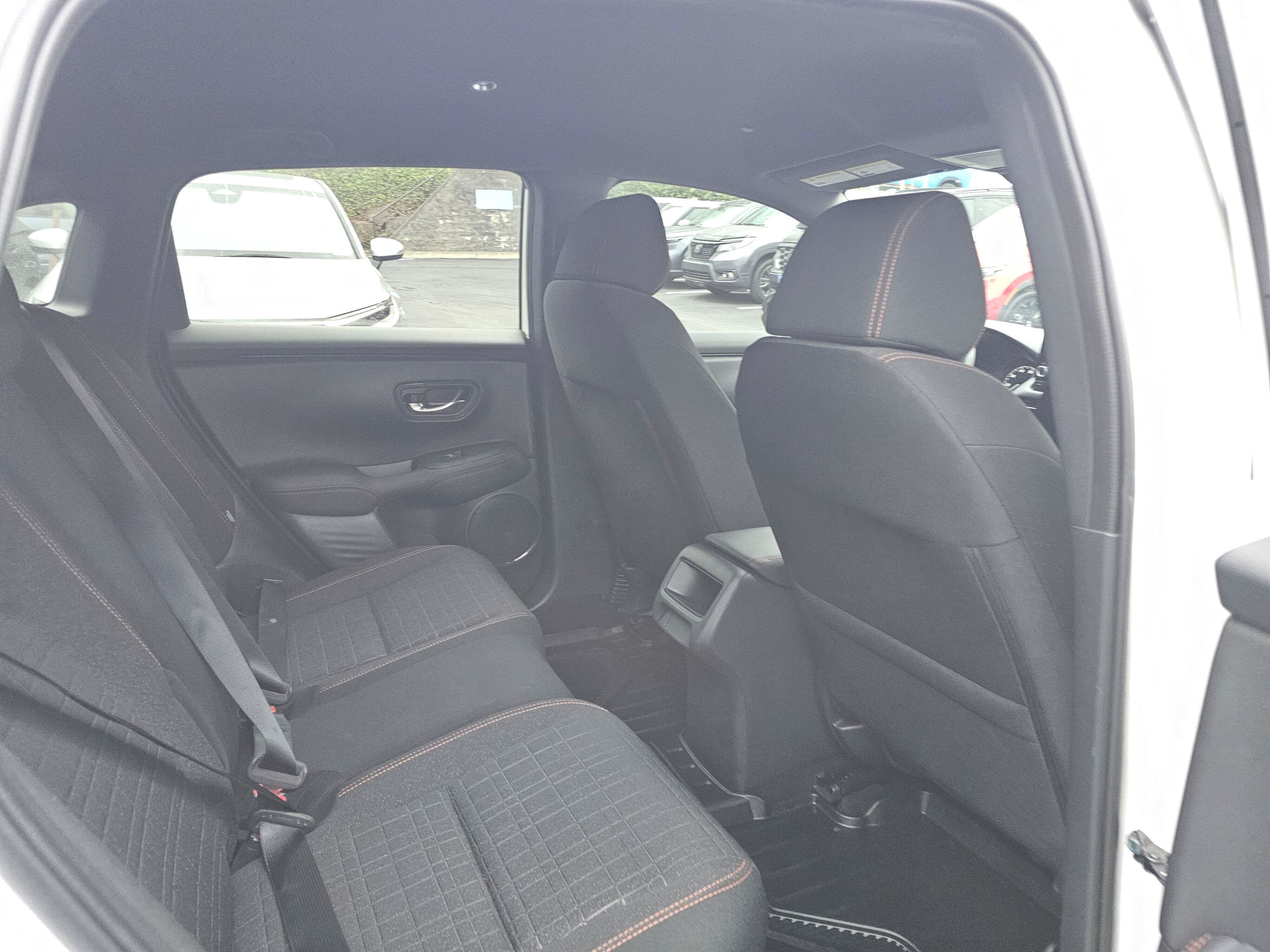 2025 Honda HR-V Sport - Photo 14