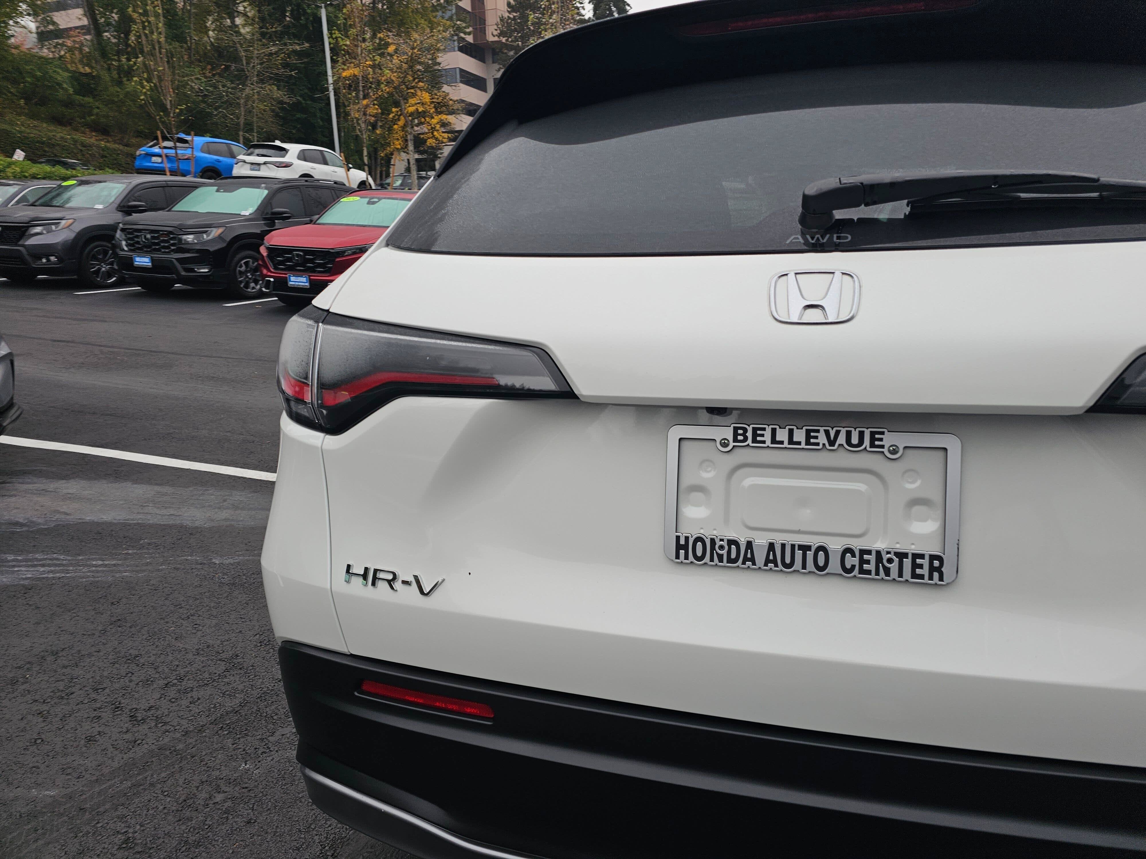 2025 Honda HR-V Sport - Photo 16