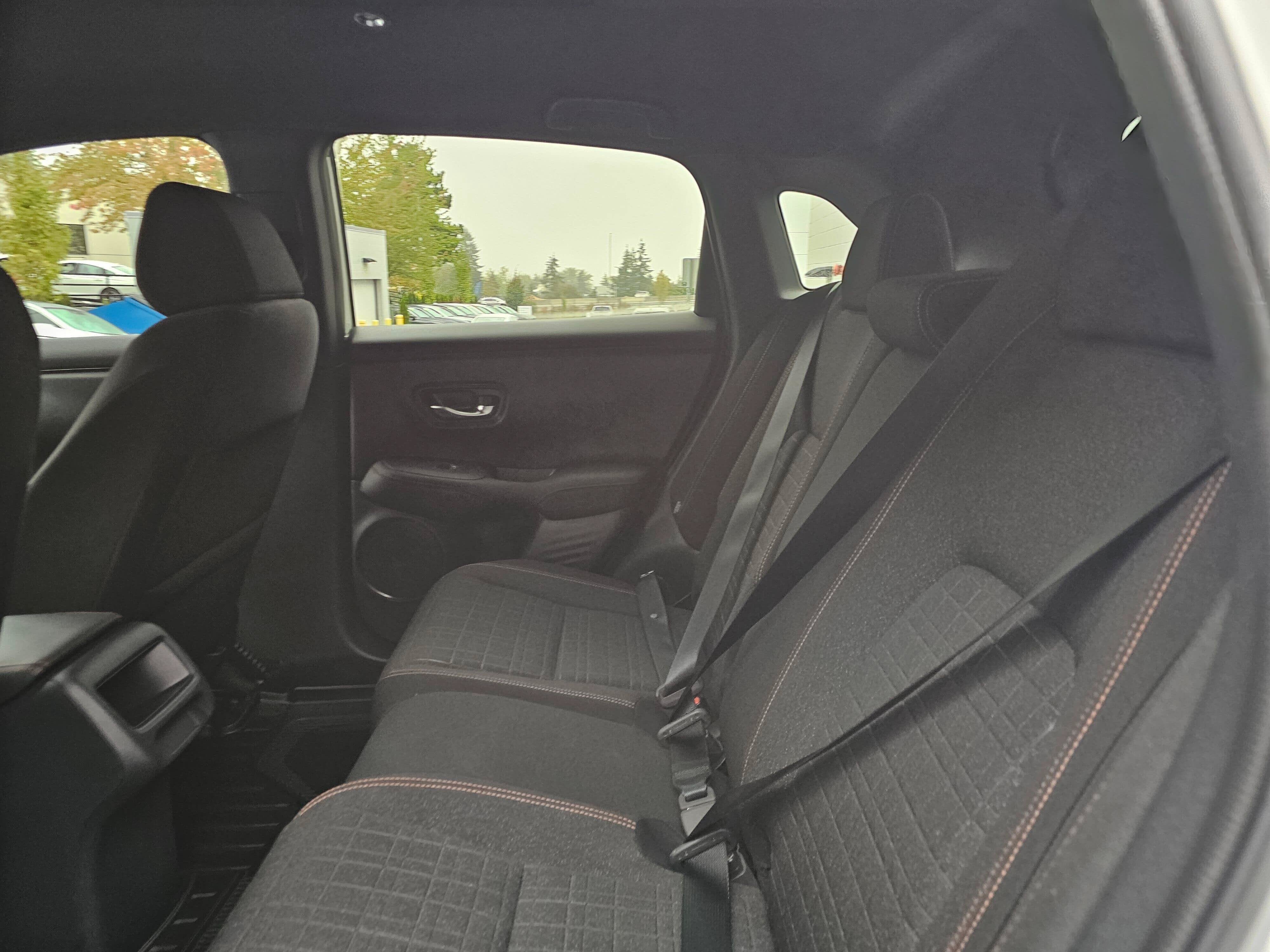 2025 Honda HR-V Sport - Photo 19