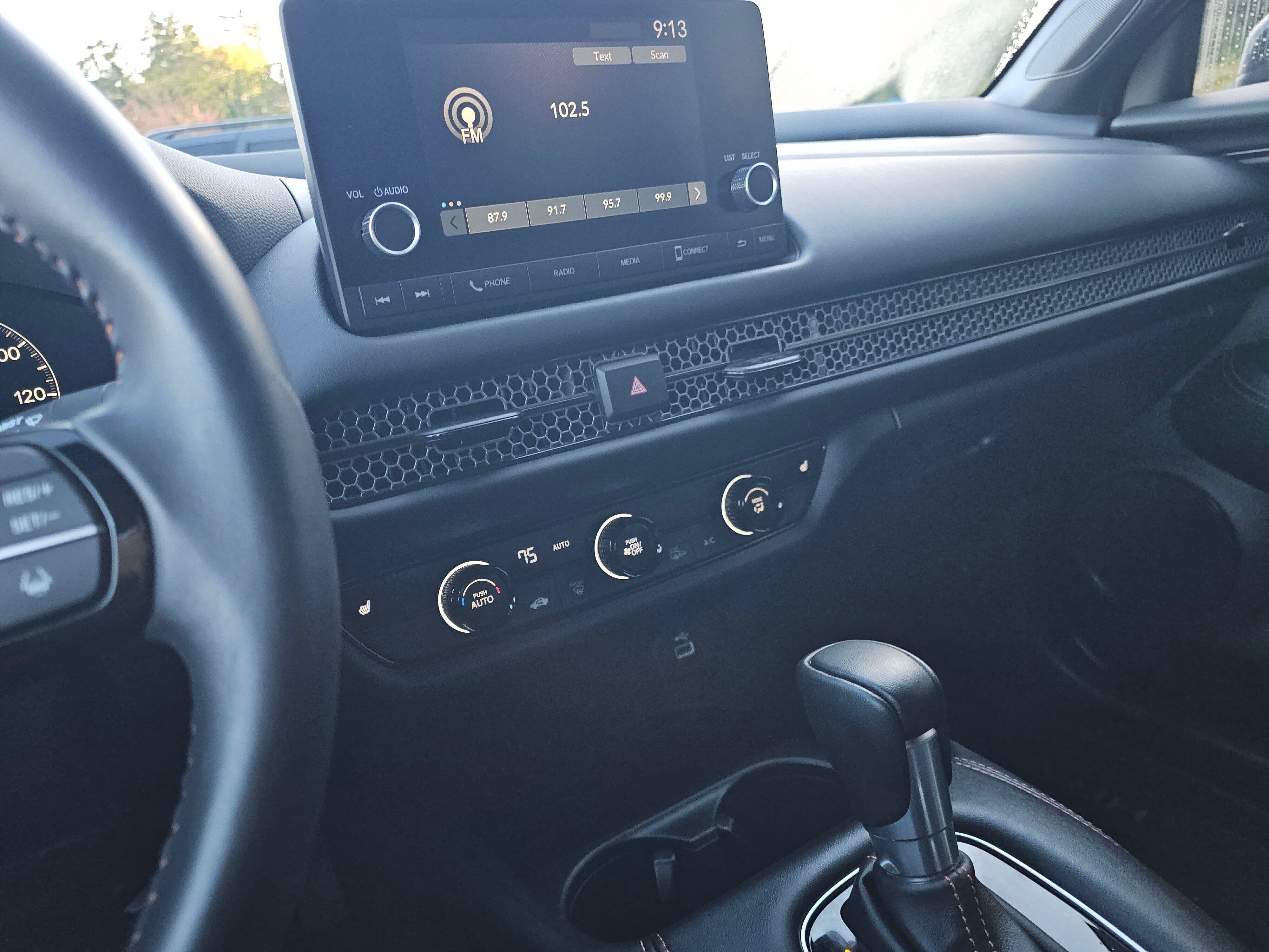 2025 Honda HR-V Sport - Photo 27