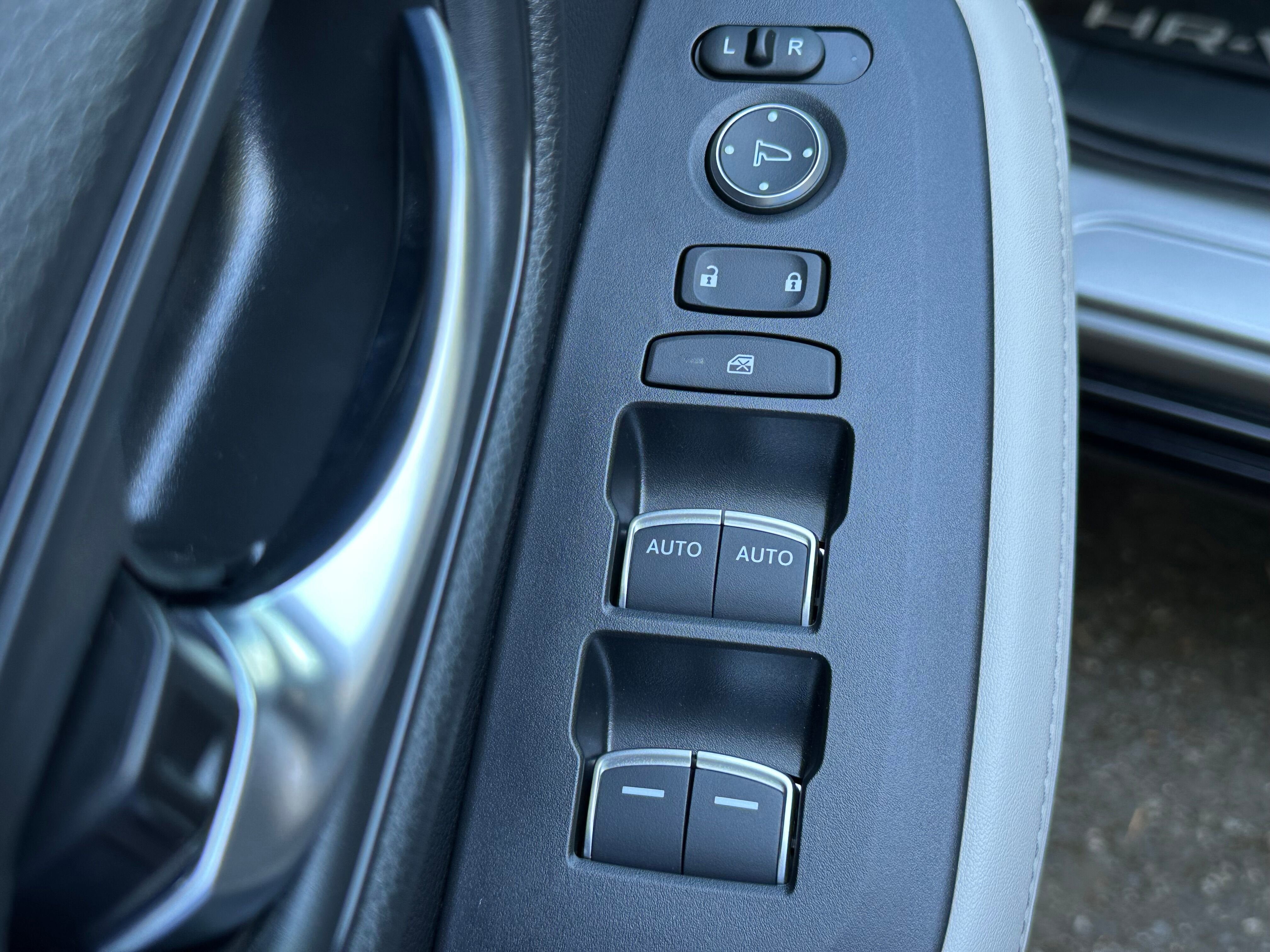 2025 Honda HR-V EX-L