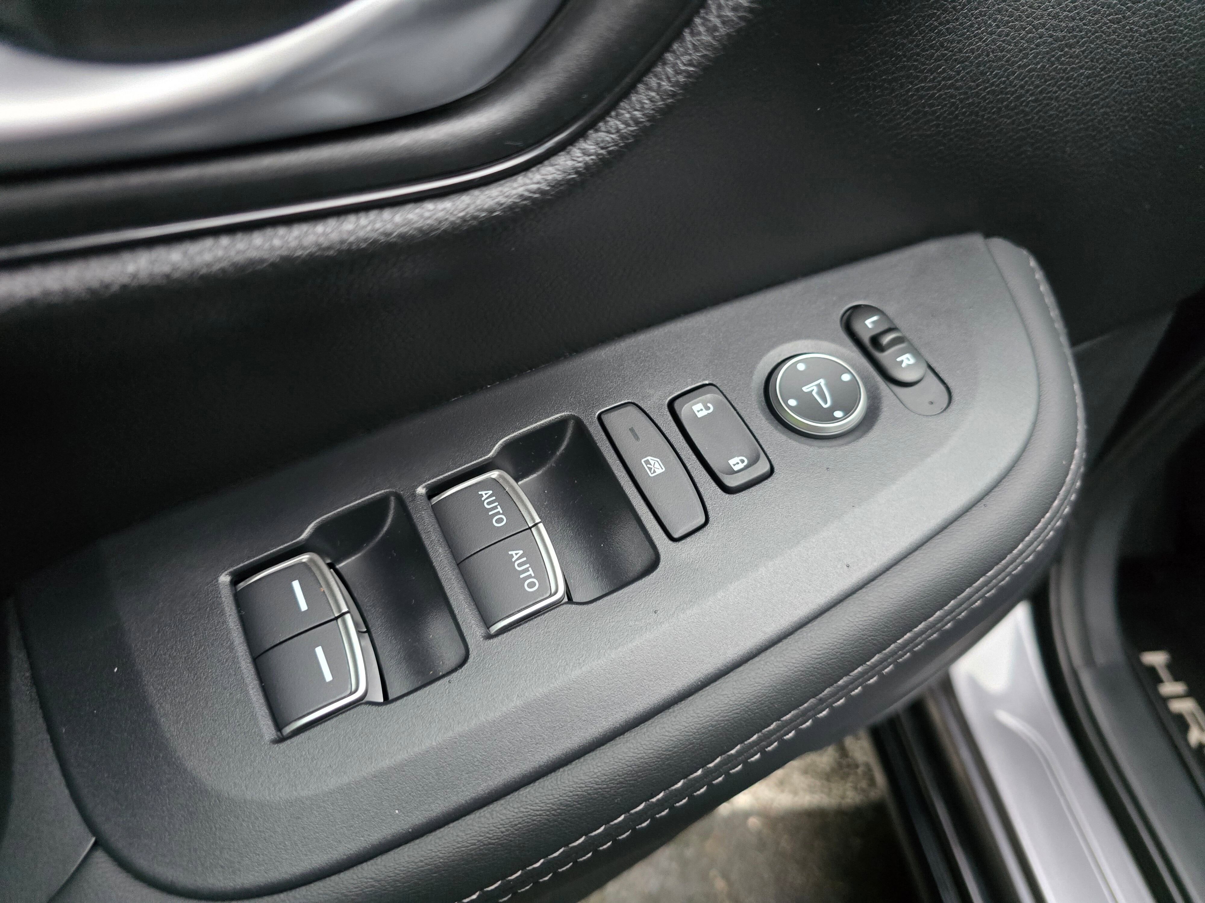 2025 Honda HR-V EX-L