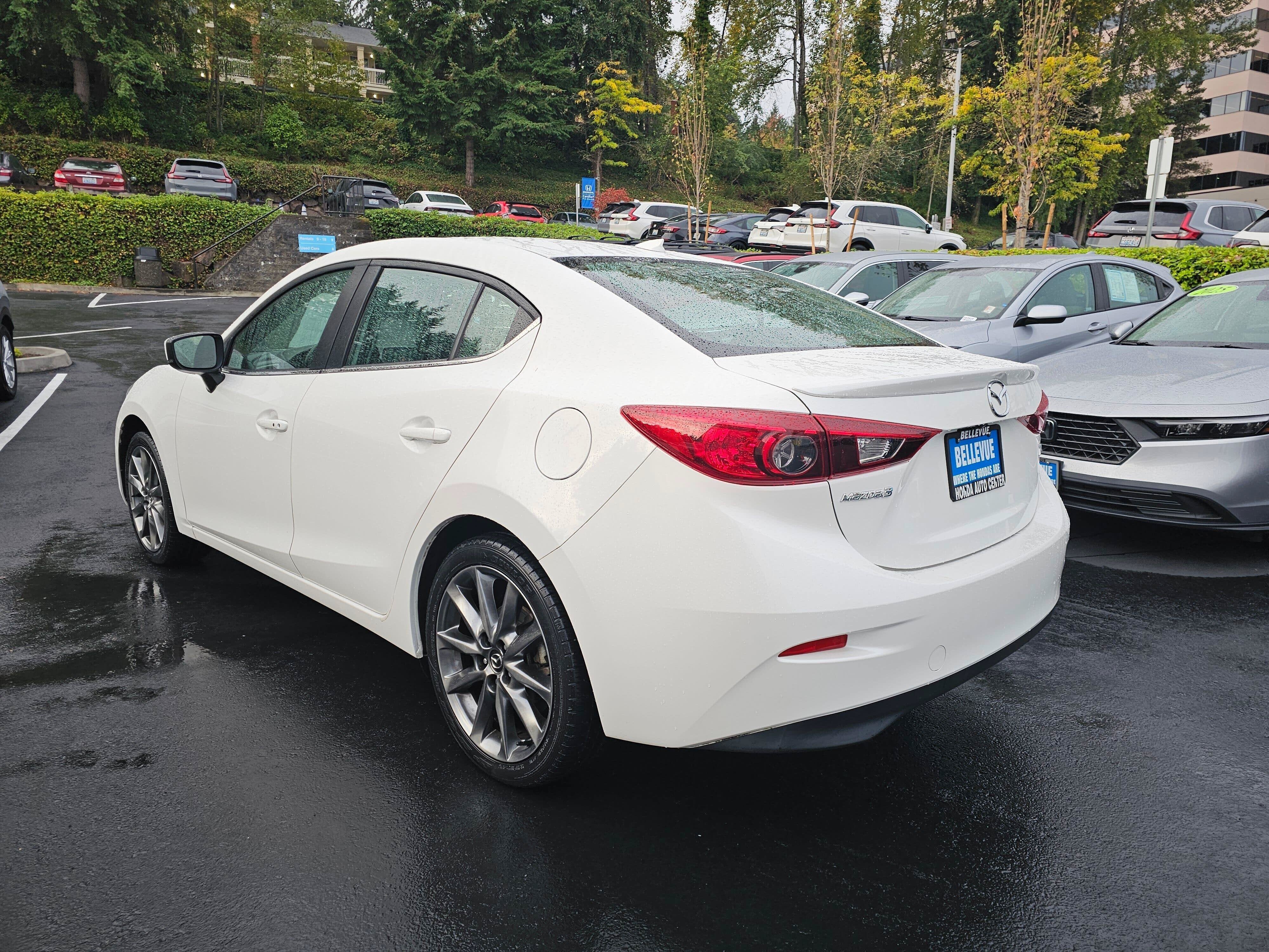2018 Mazda Mazda3 4-Door Touring