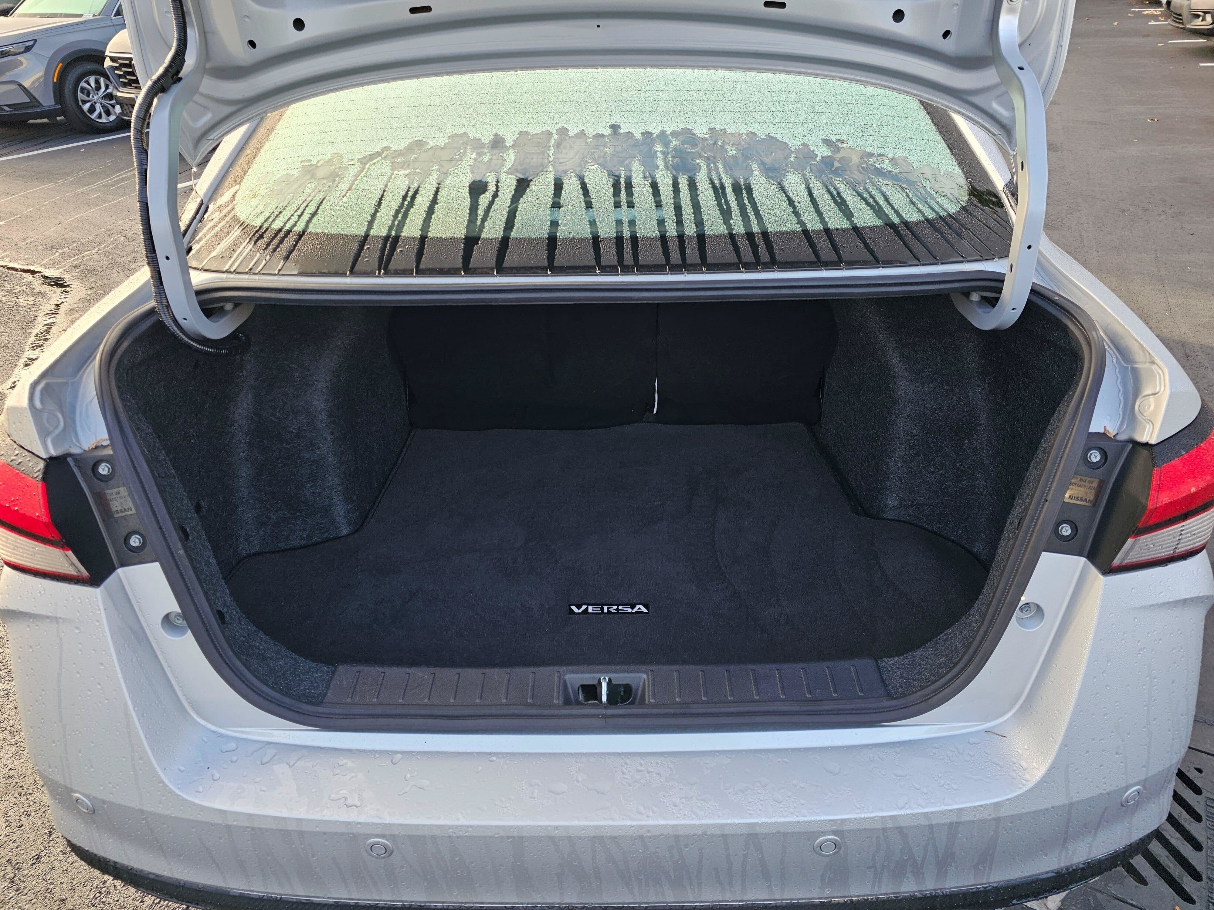 2020 Nissan Versa SV