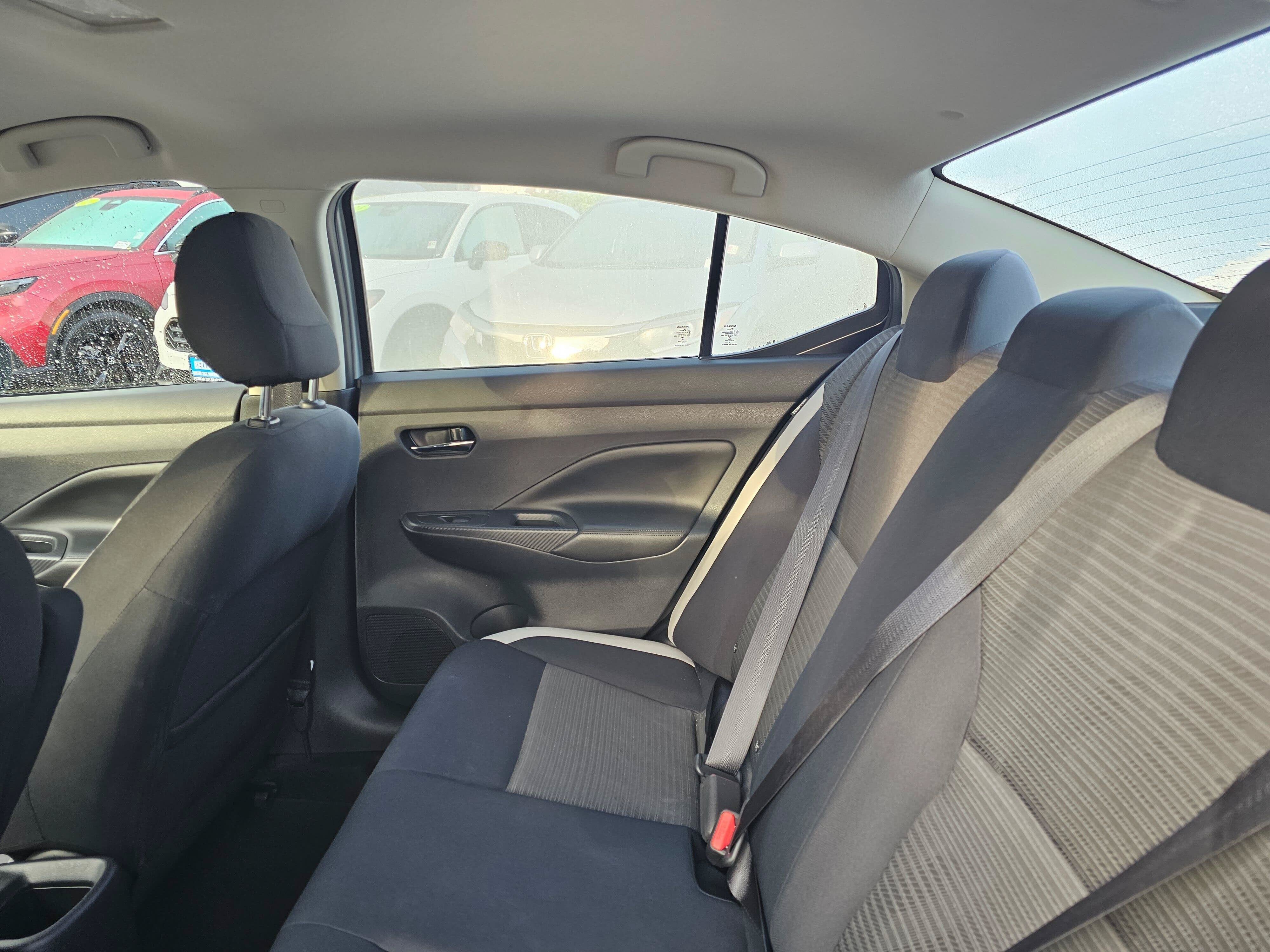 2020 Nissan Versa SV
