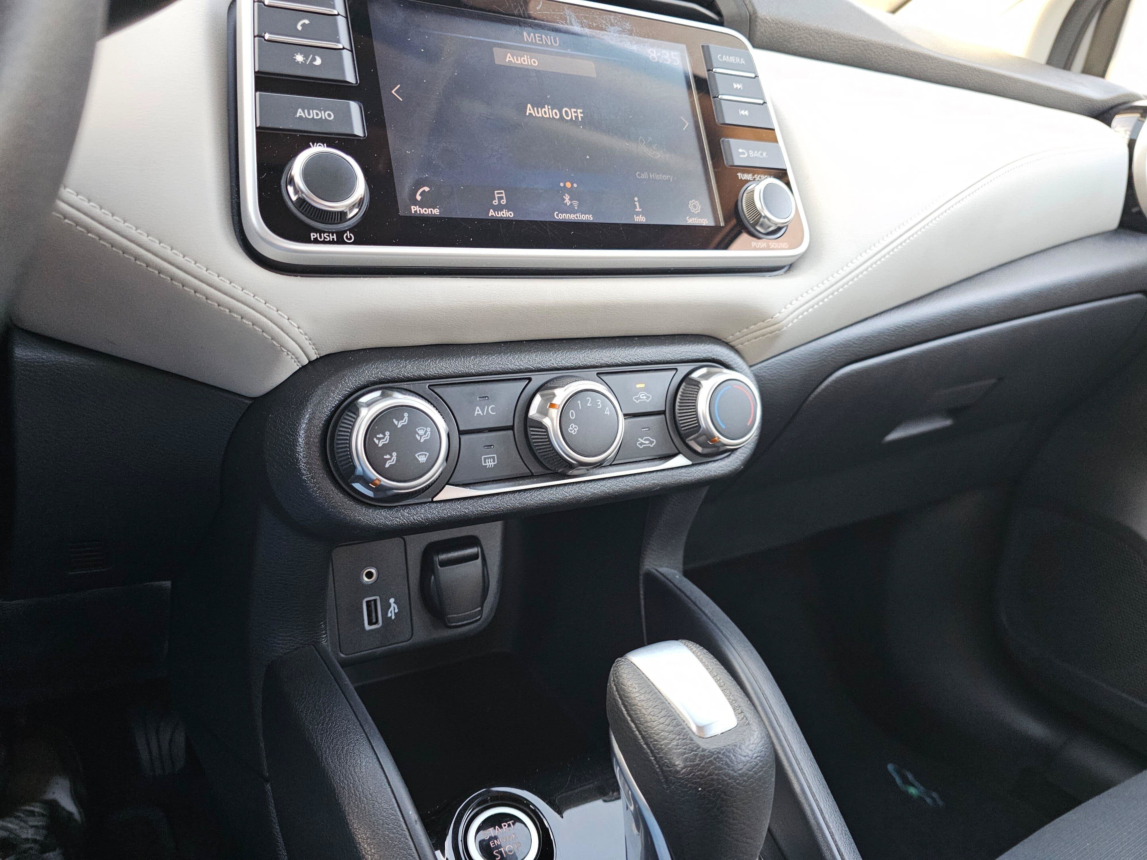 2020 Nissan Versa SV