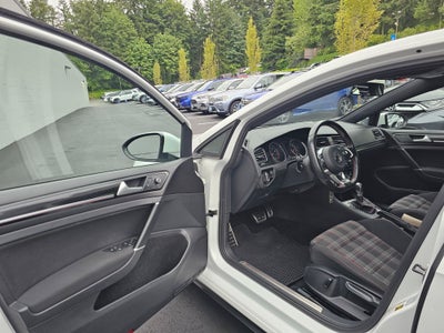 2017 Volkswagen Golf GTI S