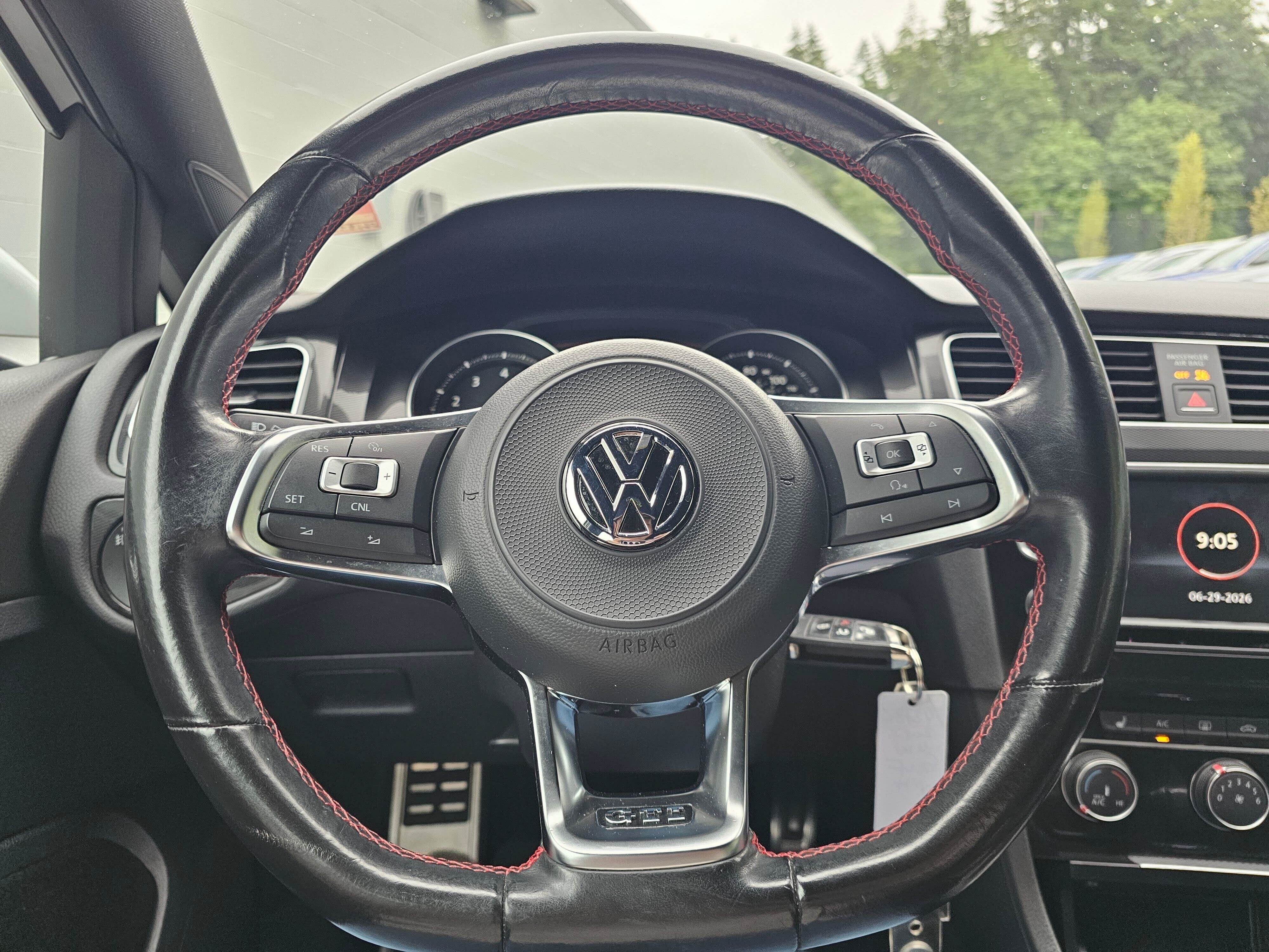 2017 Volkswagen Golf GTI S