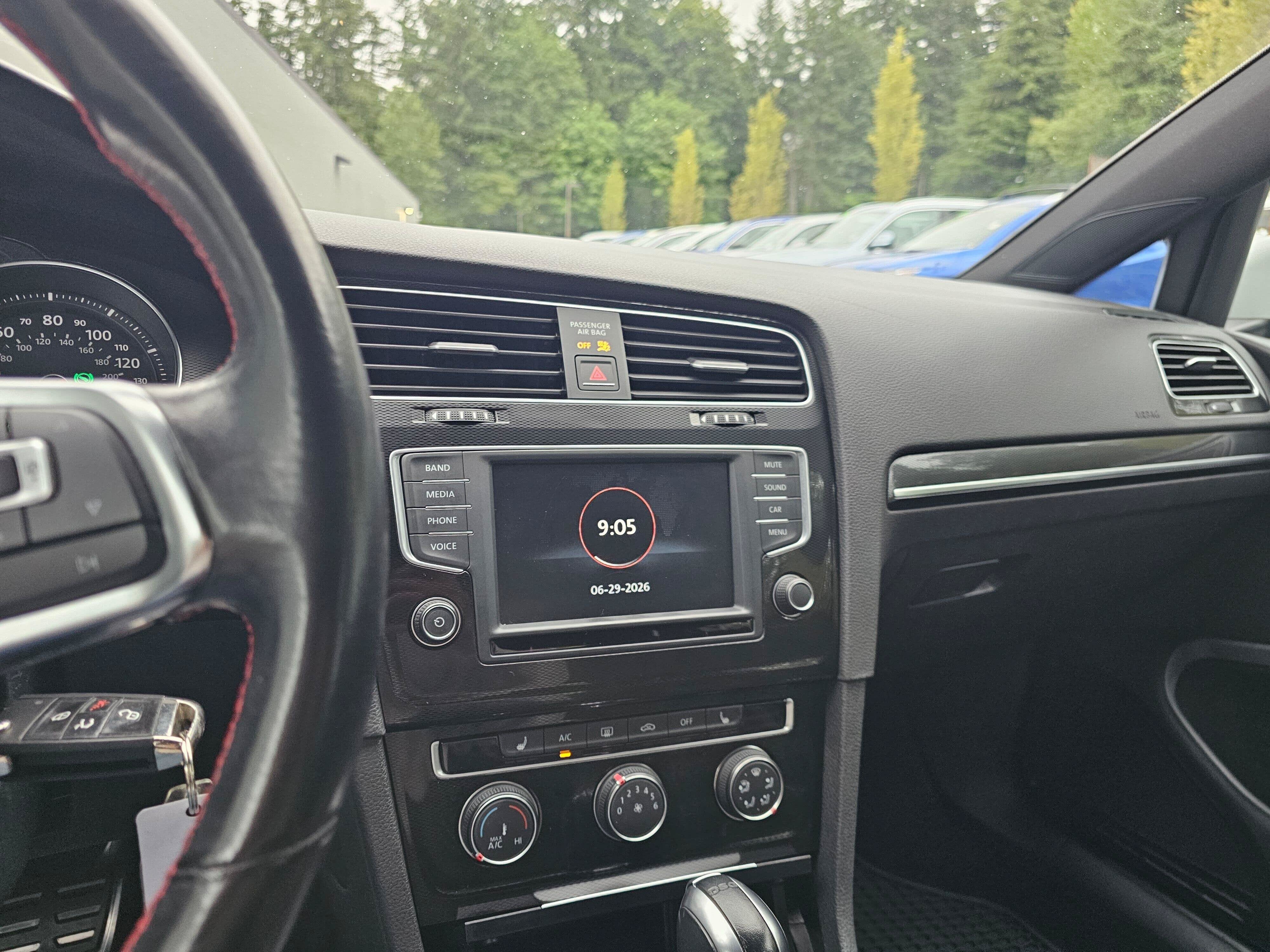 2017 Volkswagen Golf GTI S