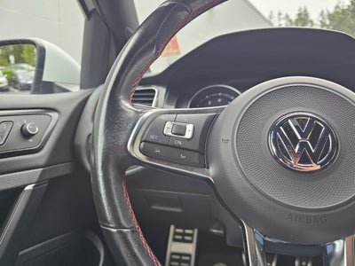 2017 Volkswagen Golf GTI S