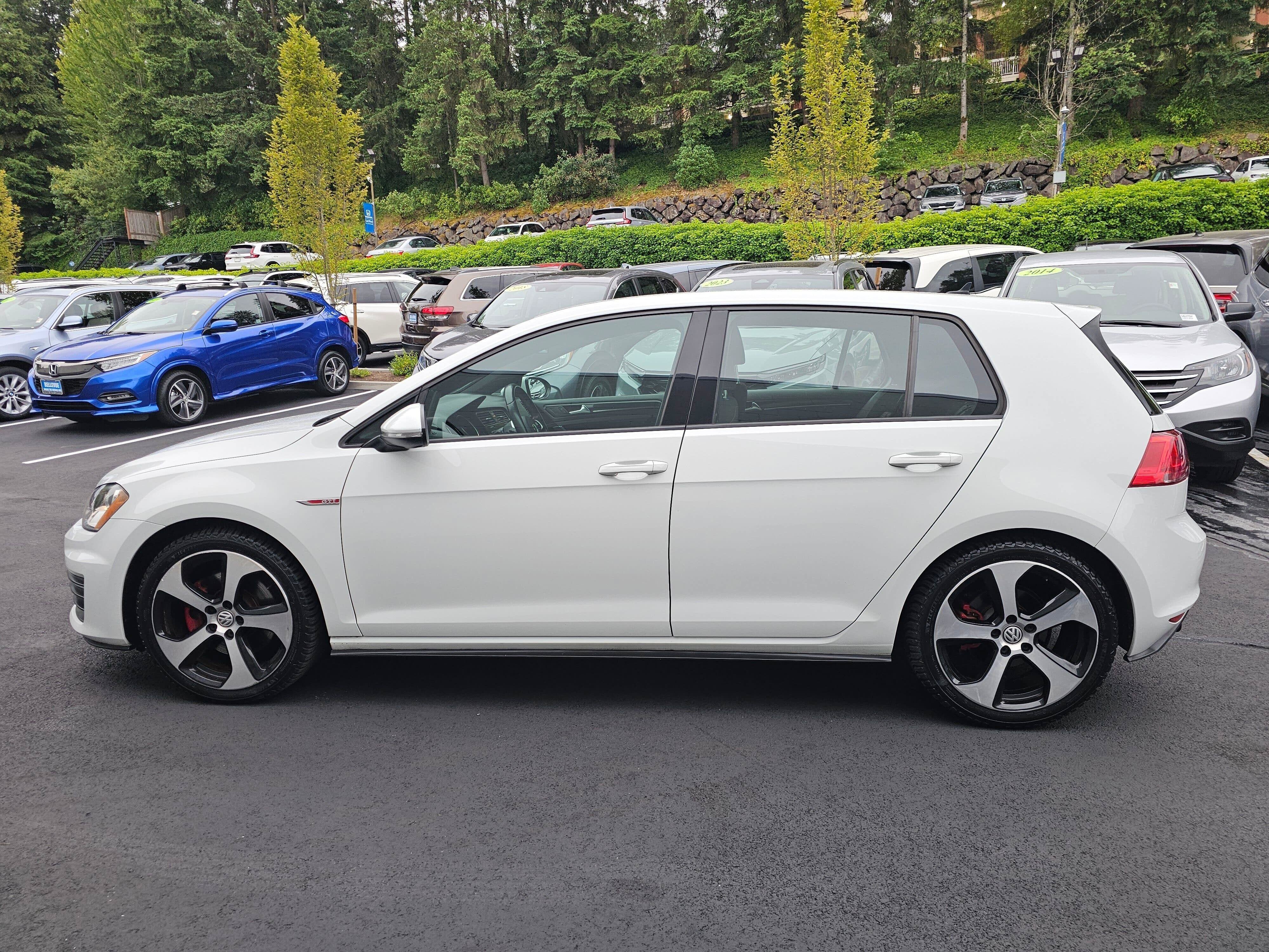 2017 Volkswagen Golf GTI S
