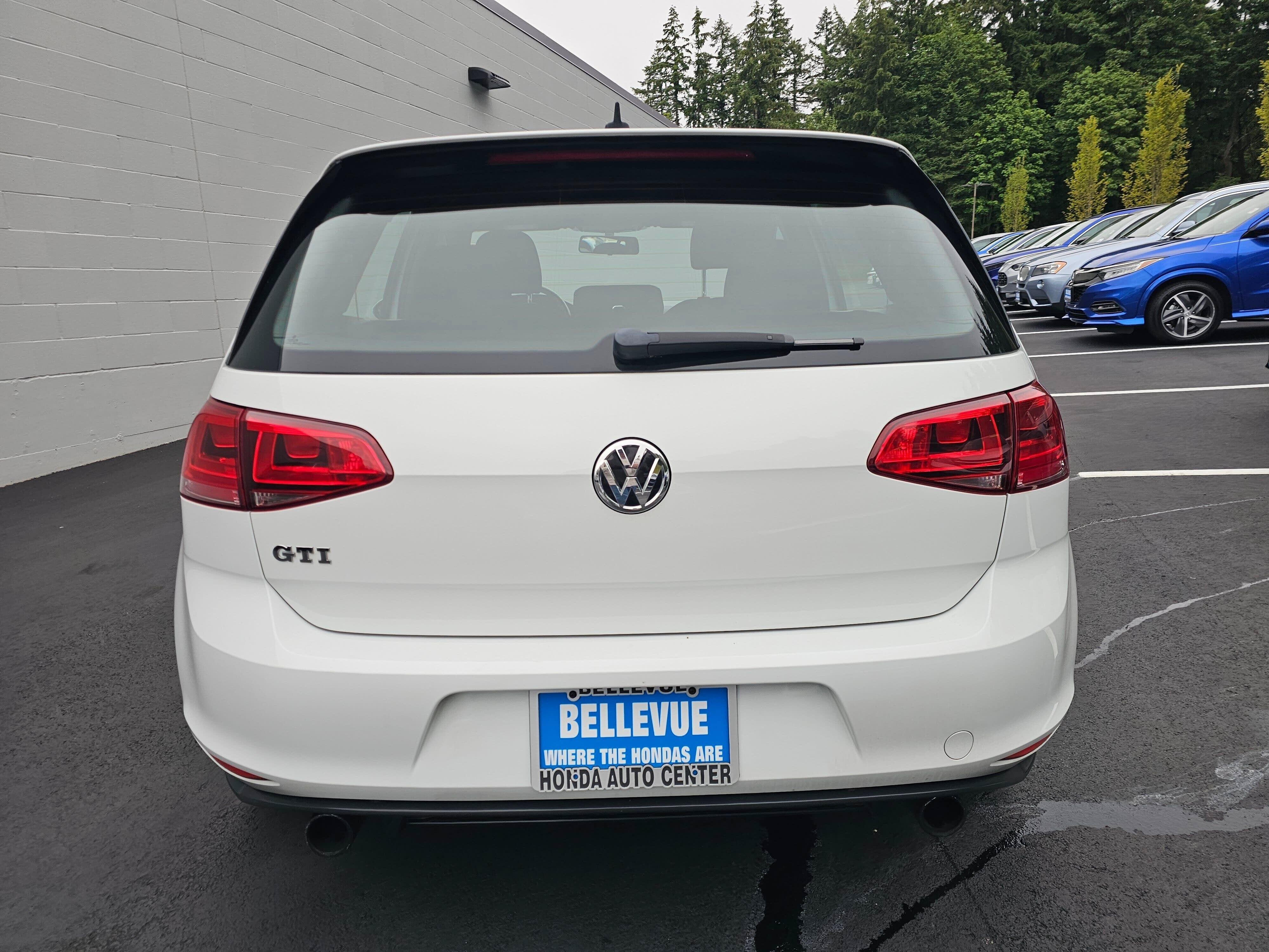 2017 Volkswagen Golf GTI S