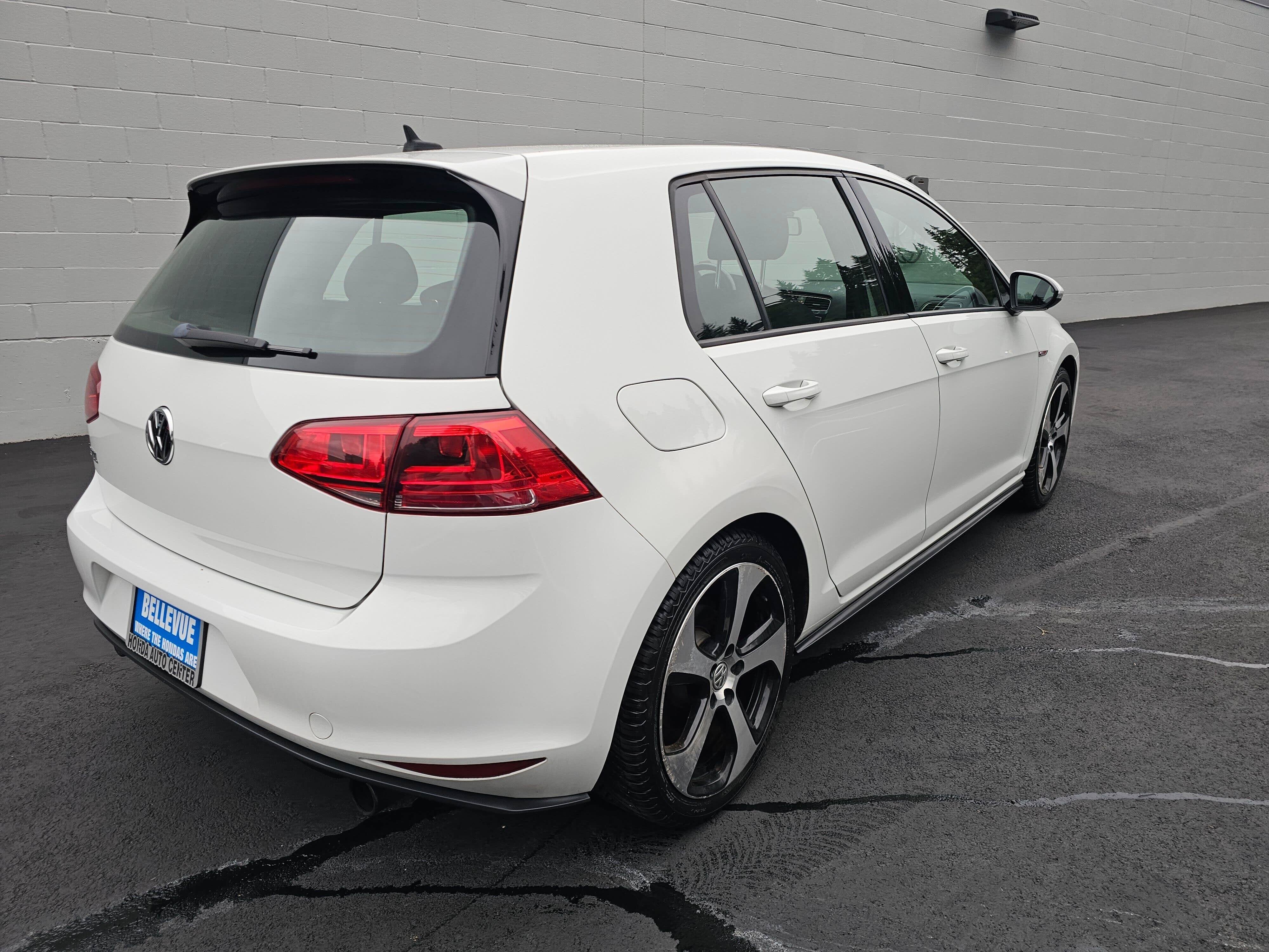 2017 Volkswagen Golf GTI S