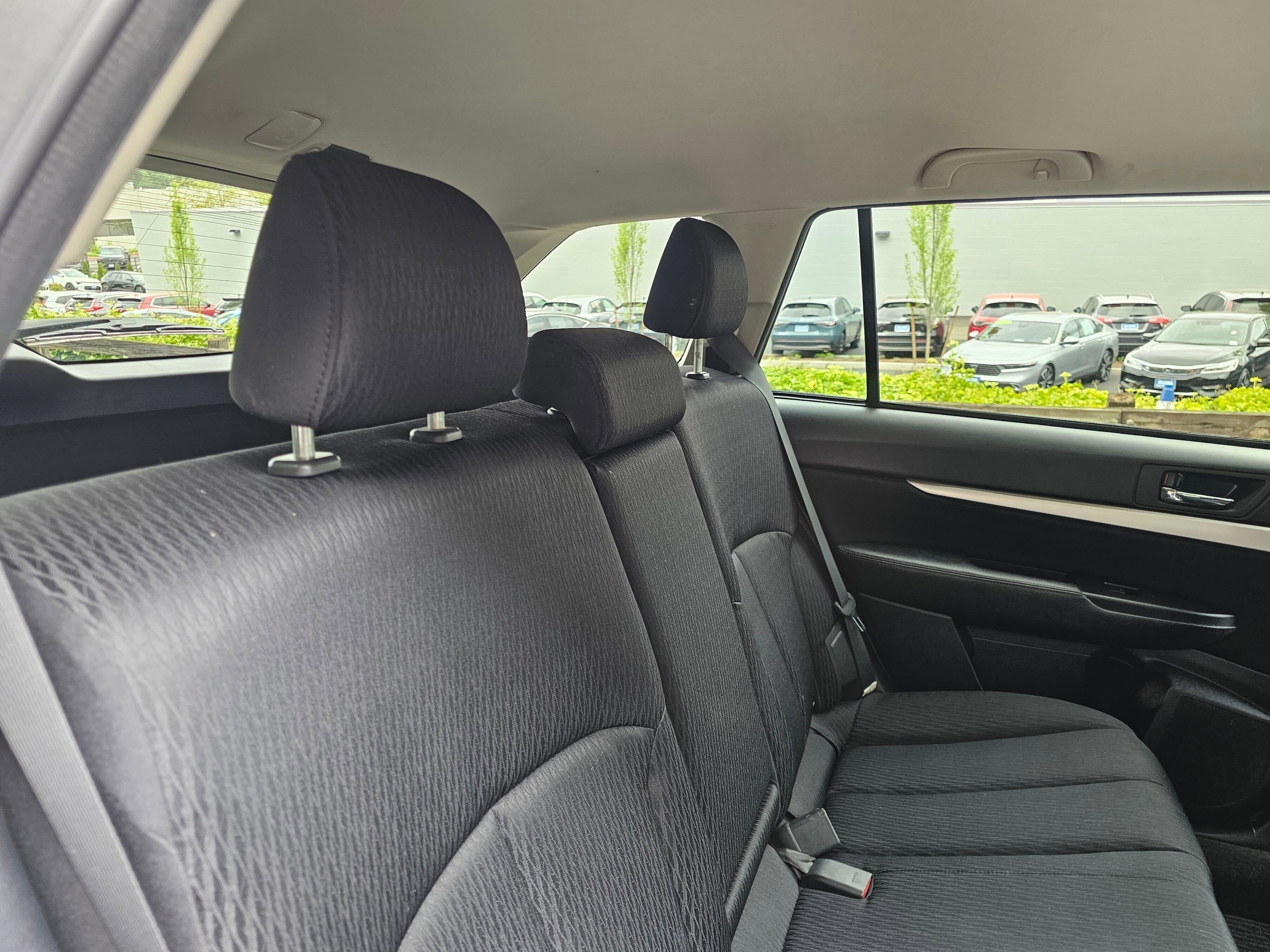 2011 Subaru Outback 2.5i Prem AWP/Pwr Moon