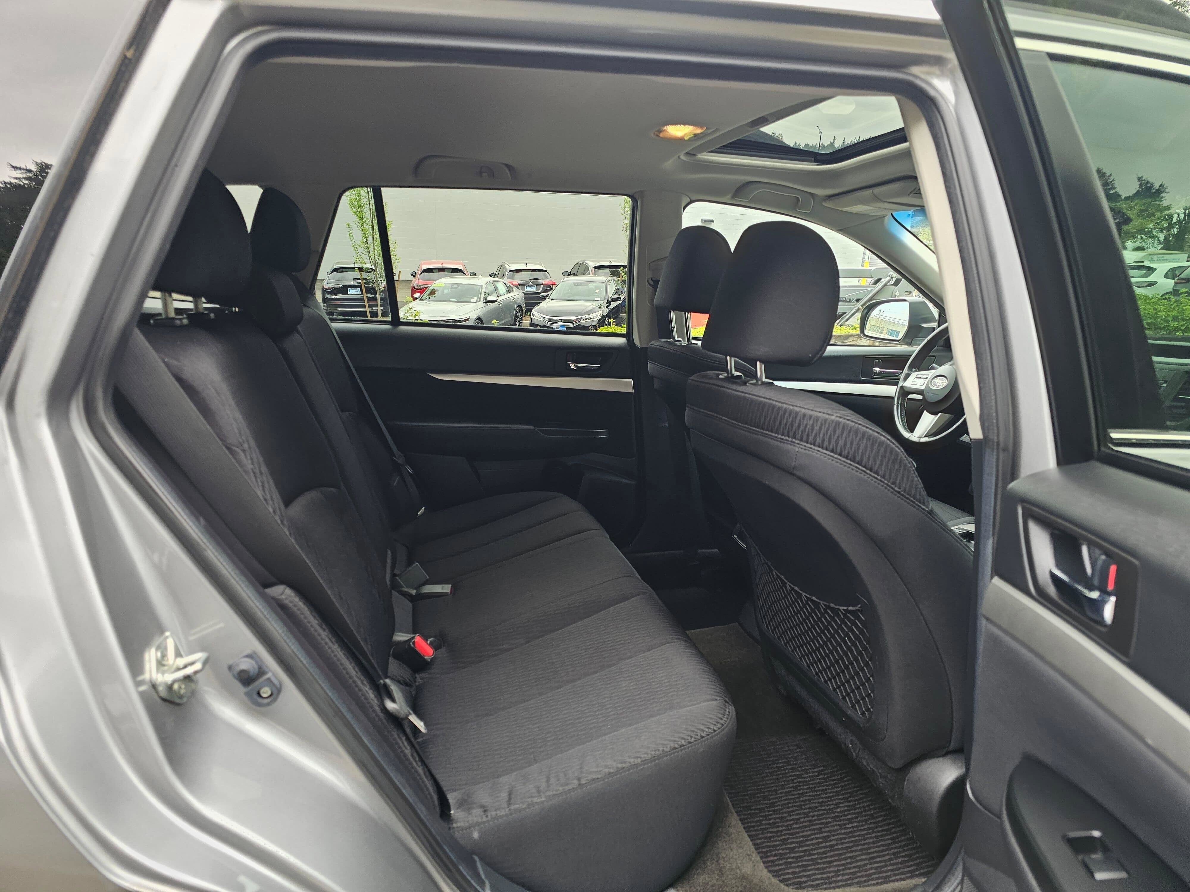 2011 Subaru Outback 2.5i Prem AWP/Pwr Moon