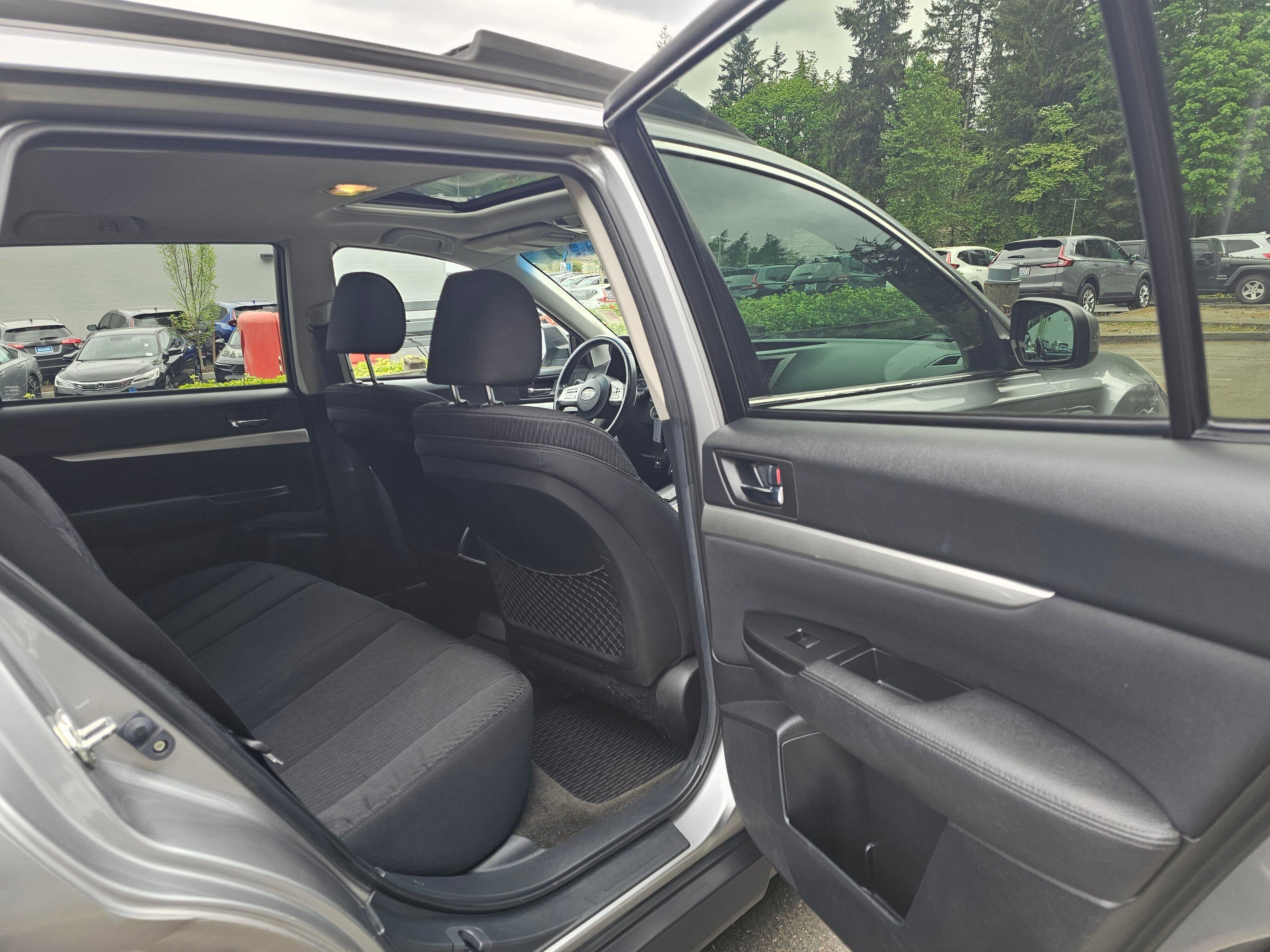 2011 Subaru Outback 2.5i Prem AWP/Pwr Moon