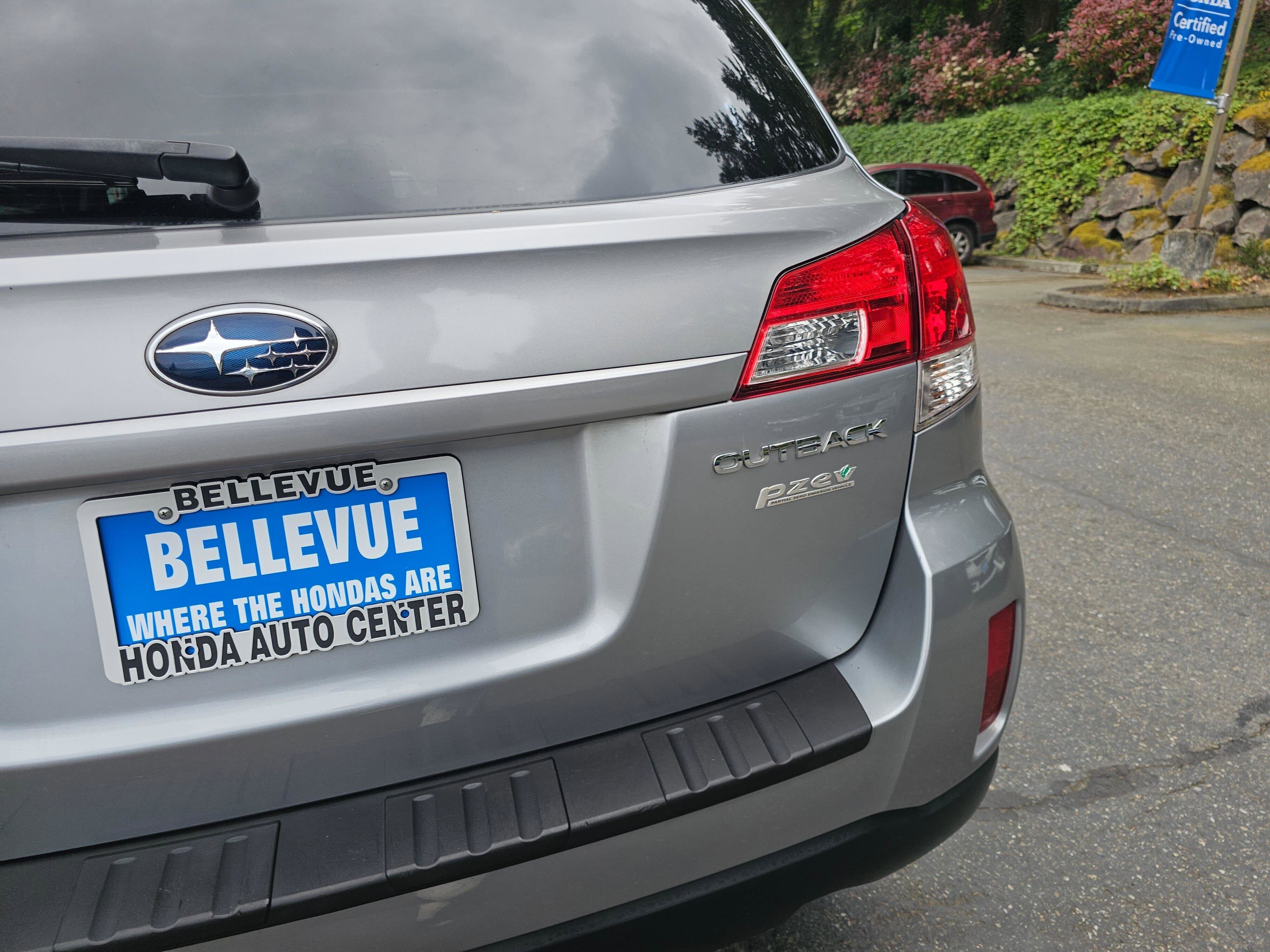 2011 Subaru Outback 2.5i Prem AWP/Pwr Moon
