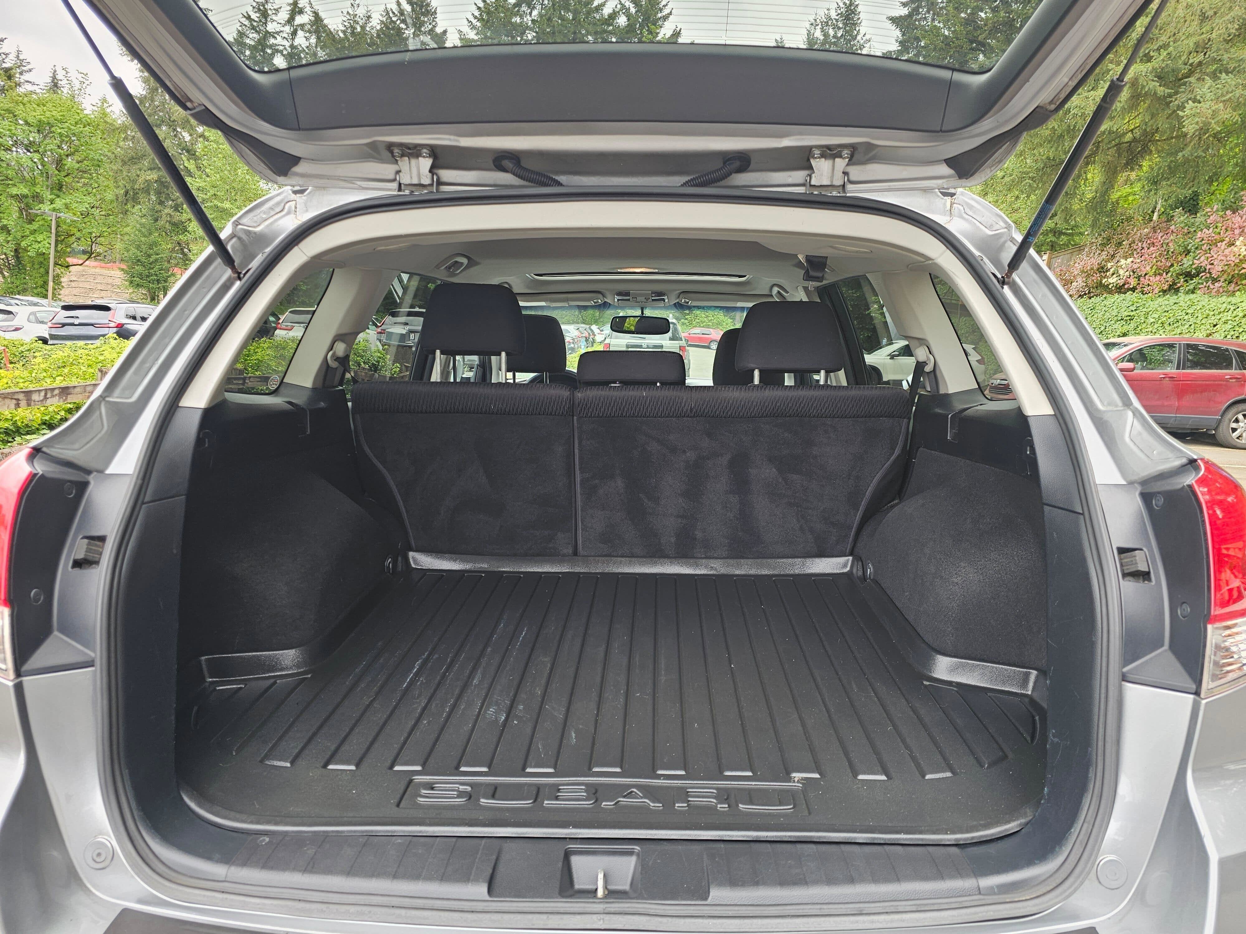 2011 Subaru Outback 2.5i Prem AWP/Pwr Moon