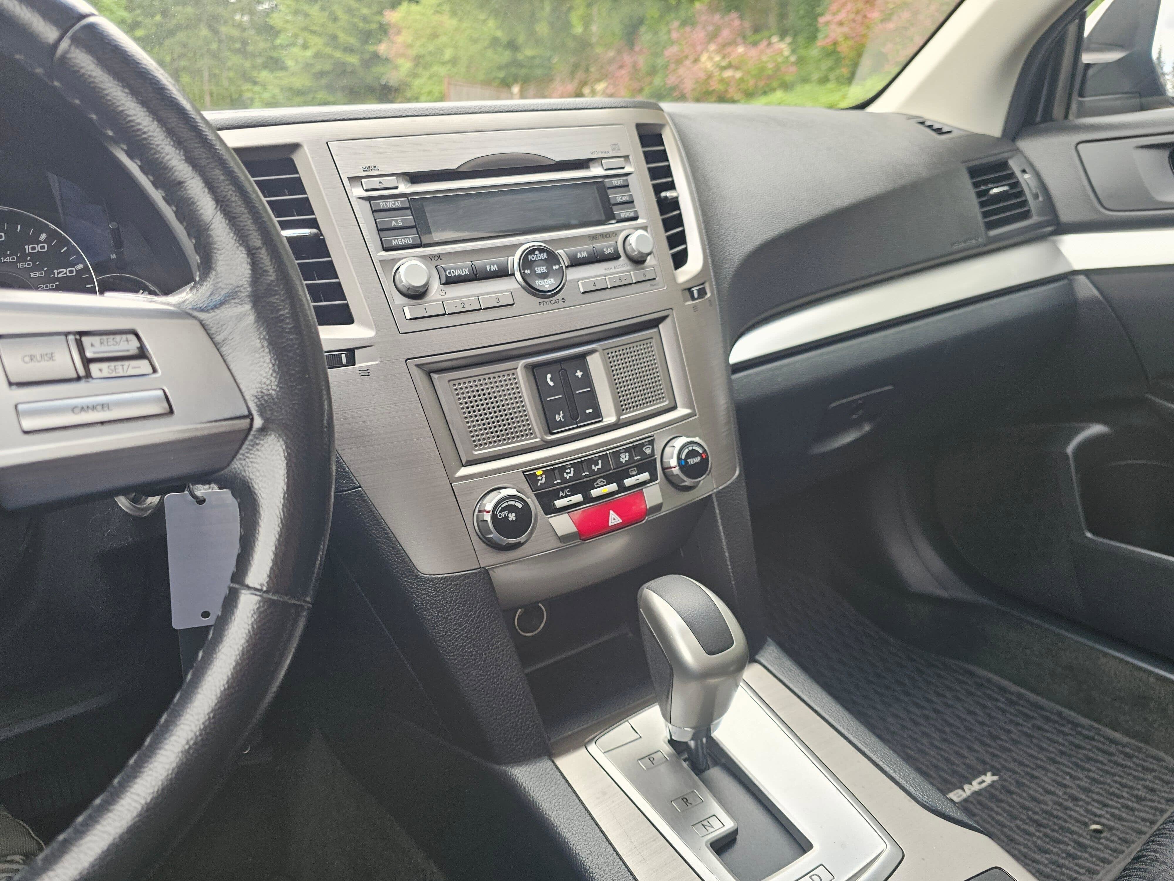 2011 Subaru Outback 2.5i Prem AWP/Pwr Moon