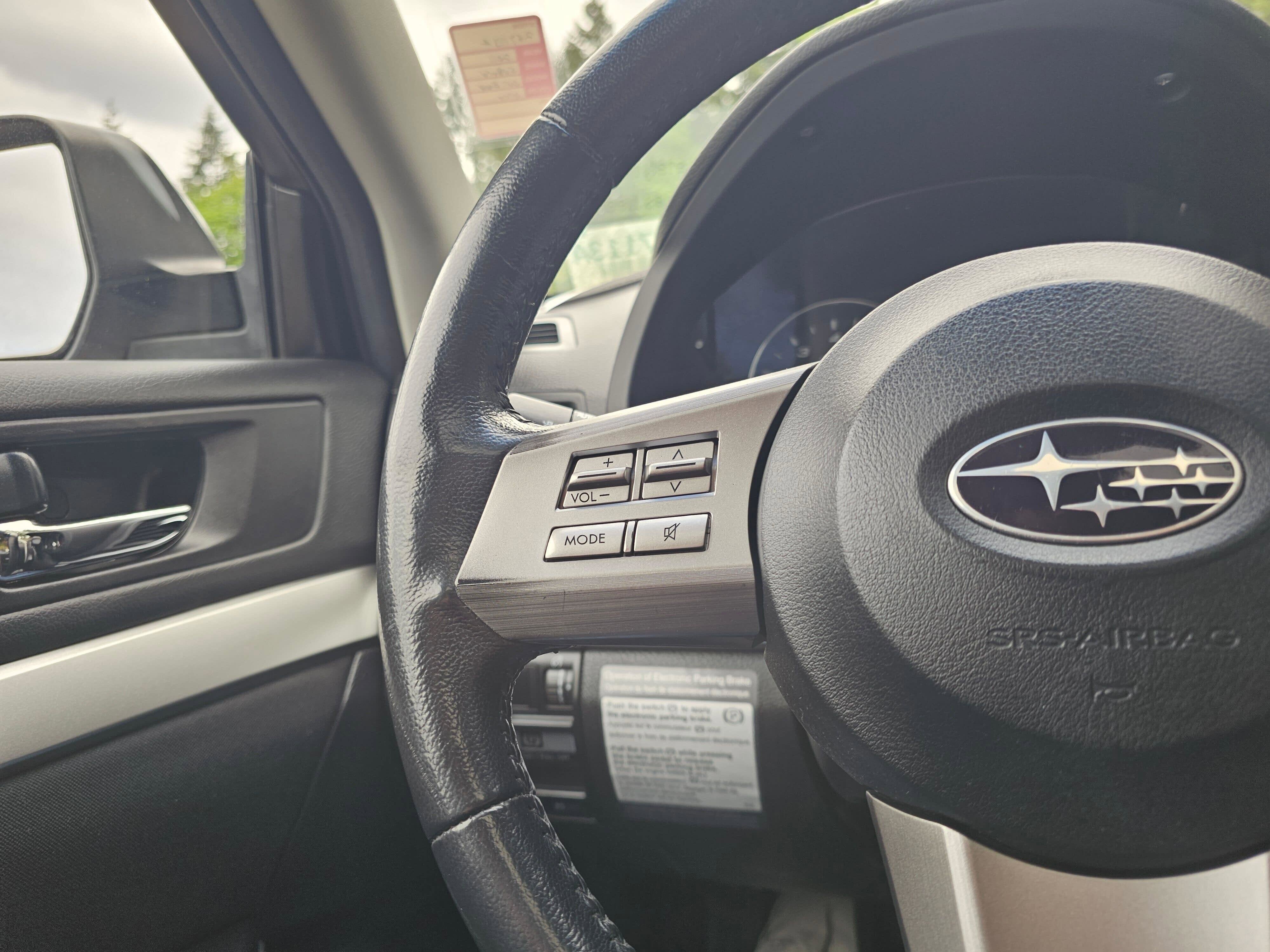 2011 Subaru Outback 2.5i Prem AWP/Pwr Moon