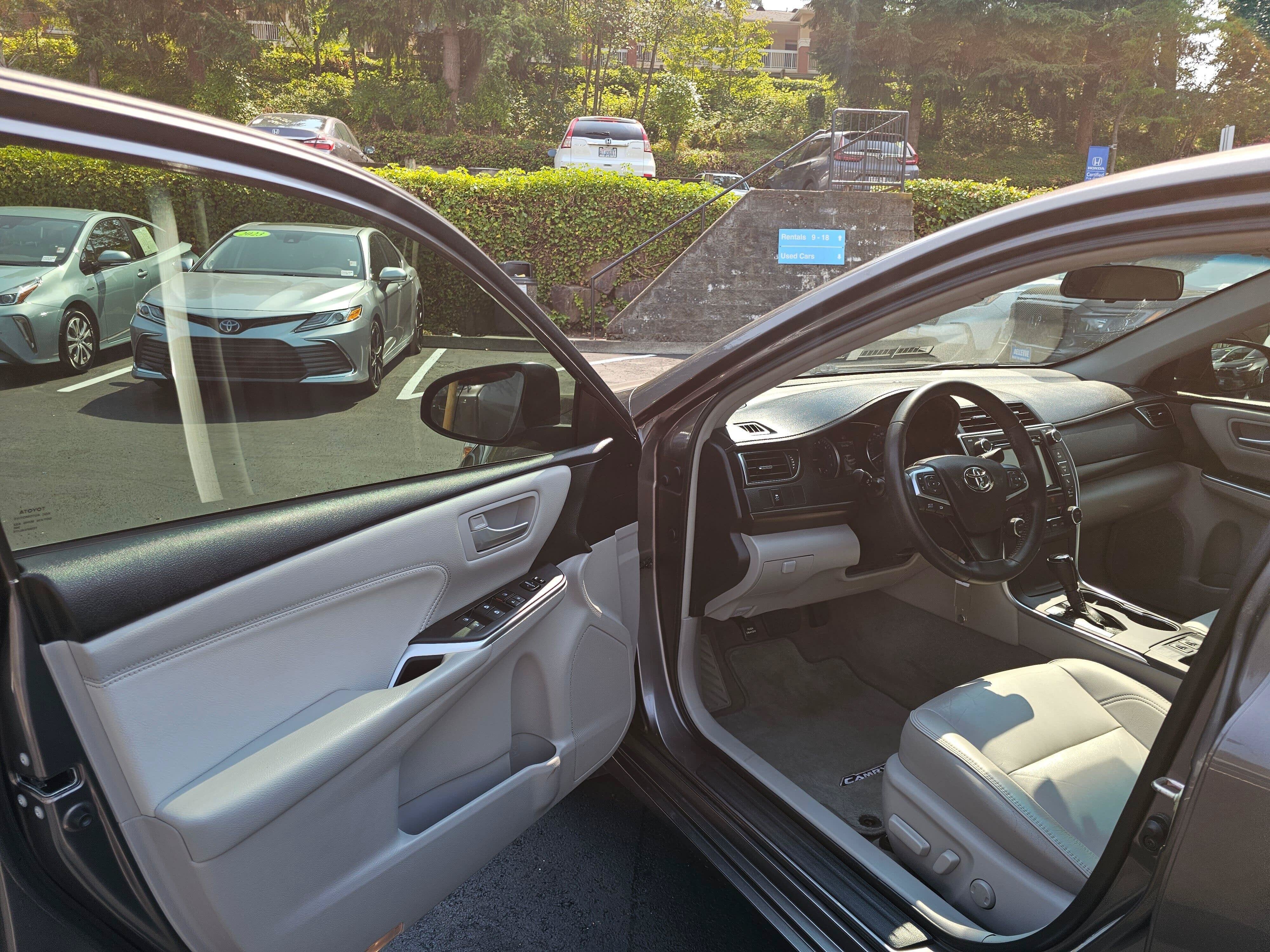 2017 Toyota Camry XLE