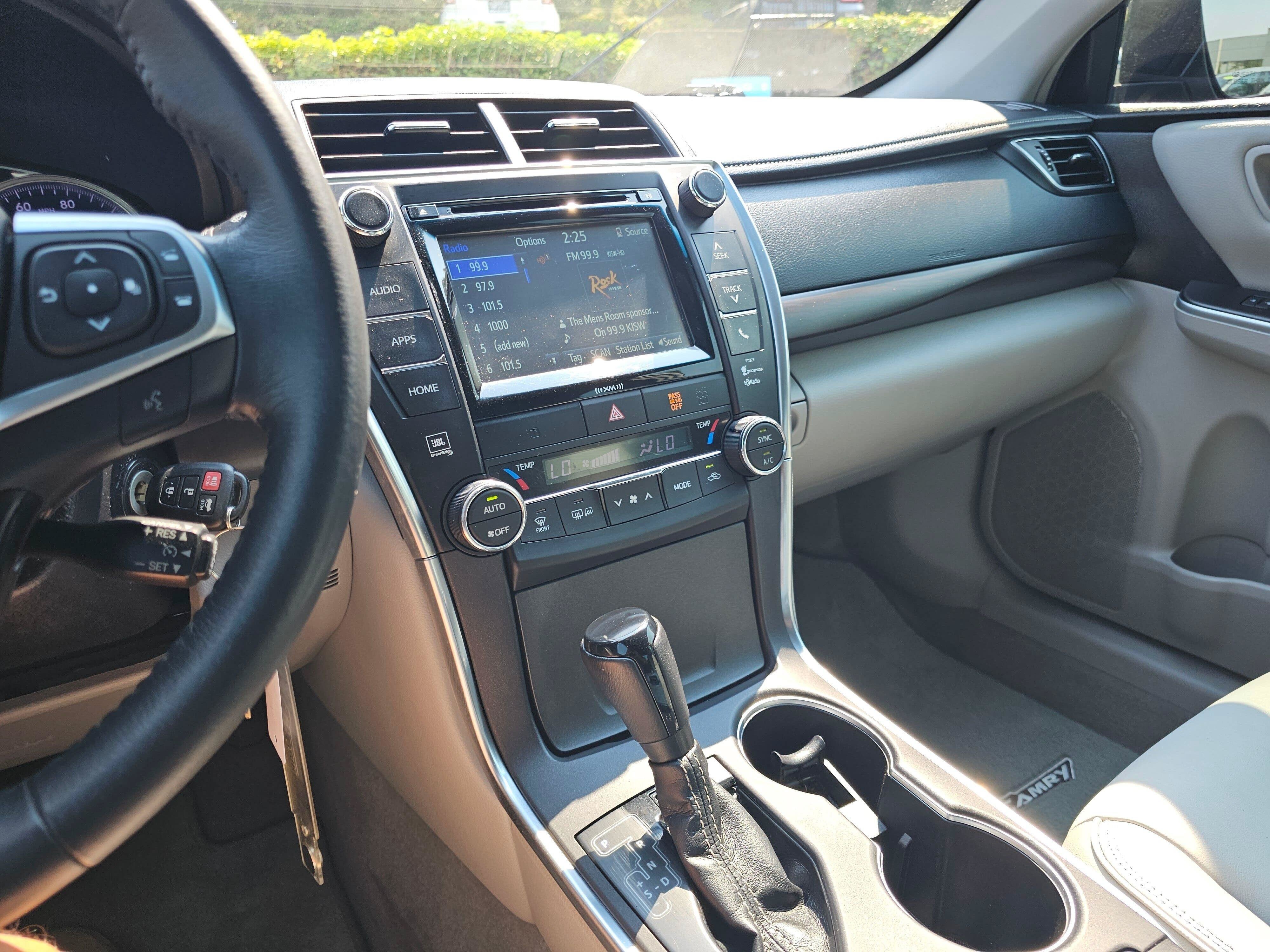 2017 Toyota Camry XLE