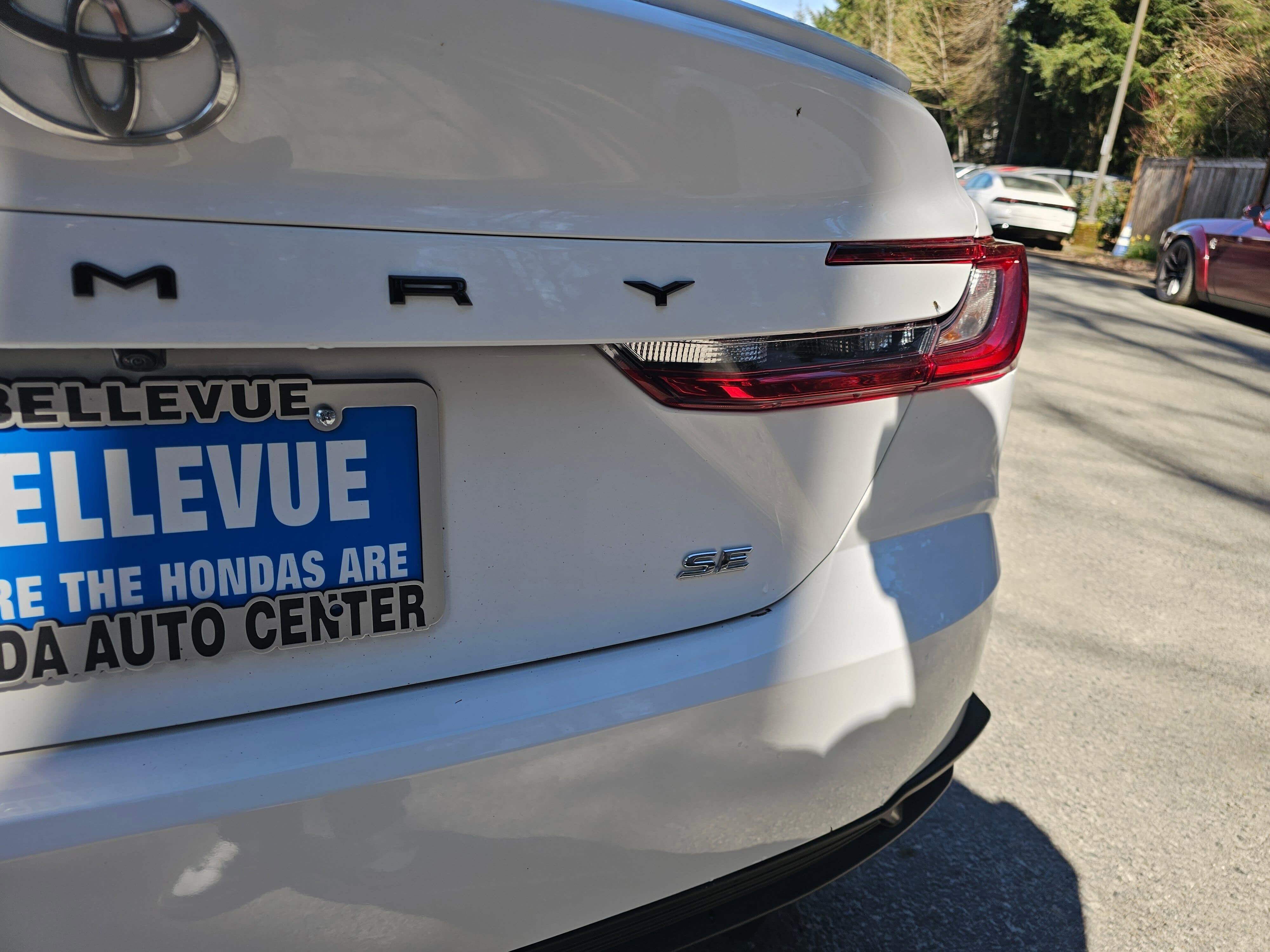 2025 Toyota Camry SE