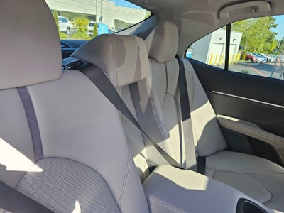 2023 Toyota Camry Hybrid XLE