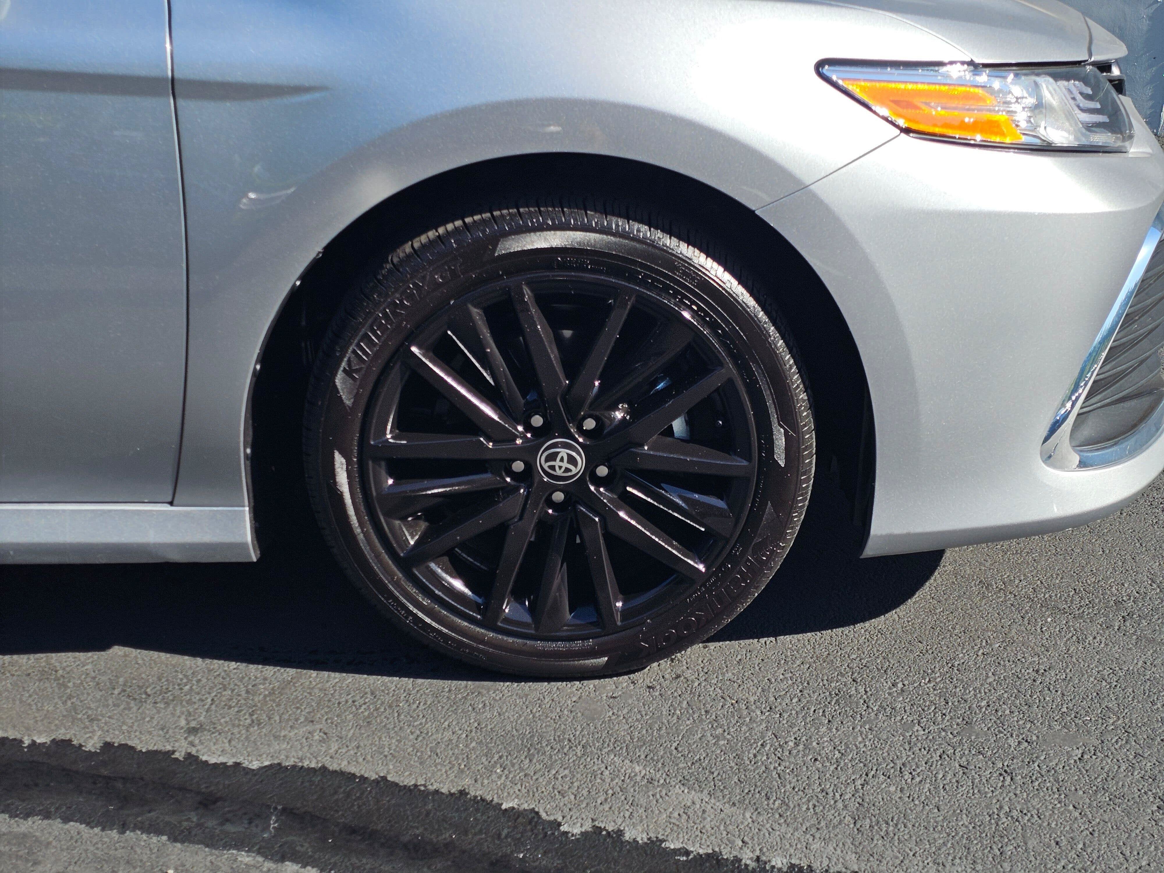 2023 Toyota Camry Hybrid XLE