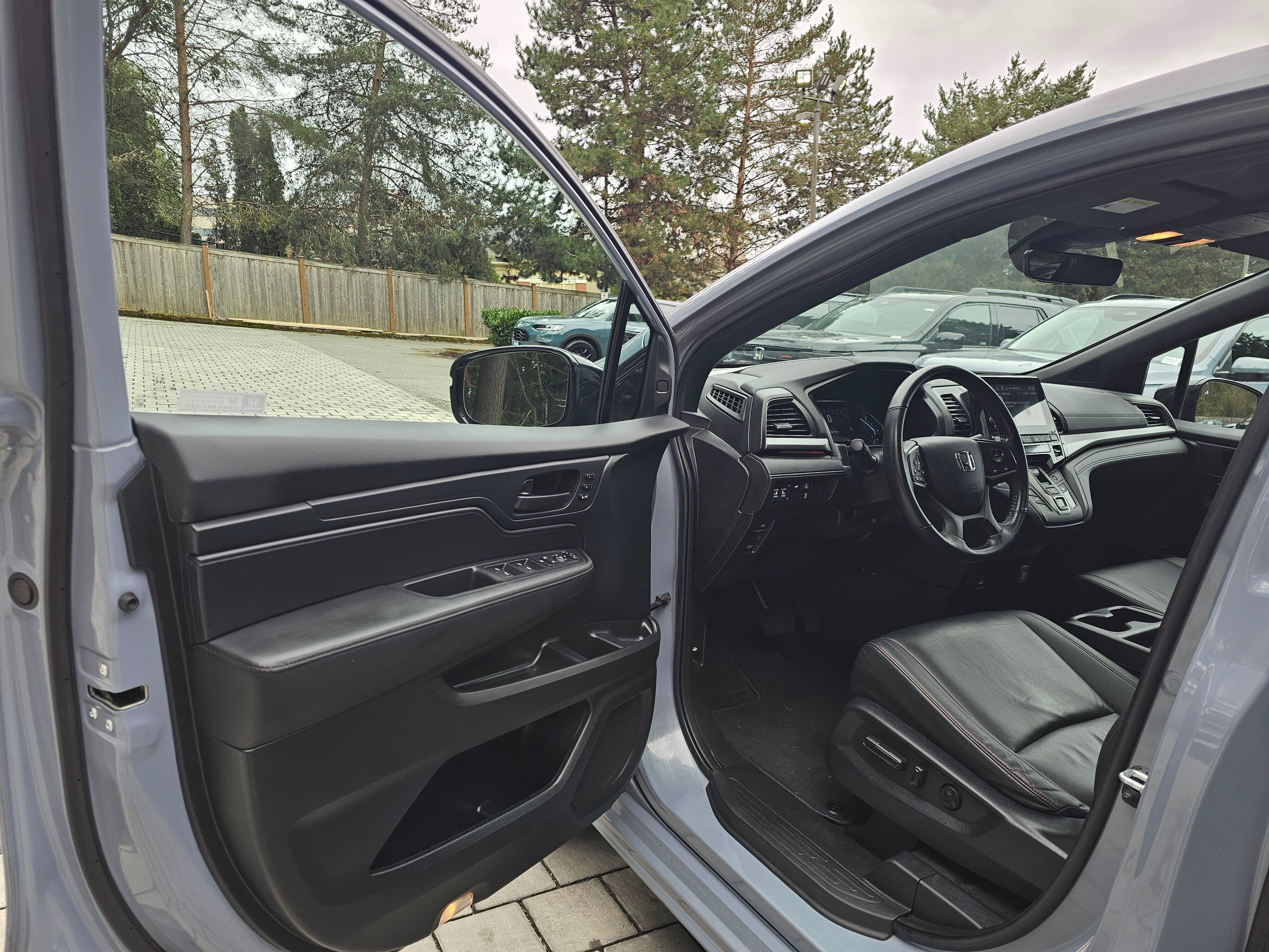 2023 Honda Odyssey Sport