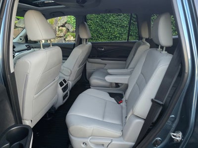 2019 Honda Pilot Touring 7-Passenger