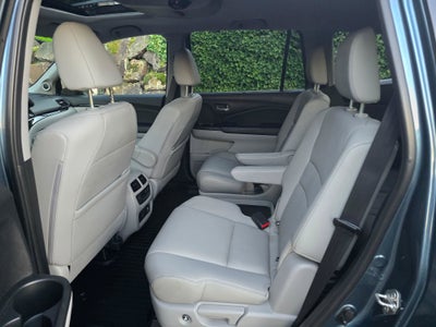 2019 Honda Pilot Touring 7-Passenger