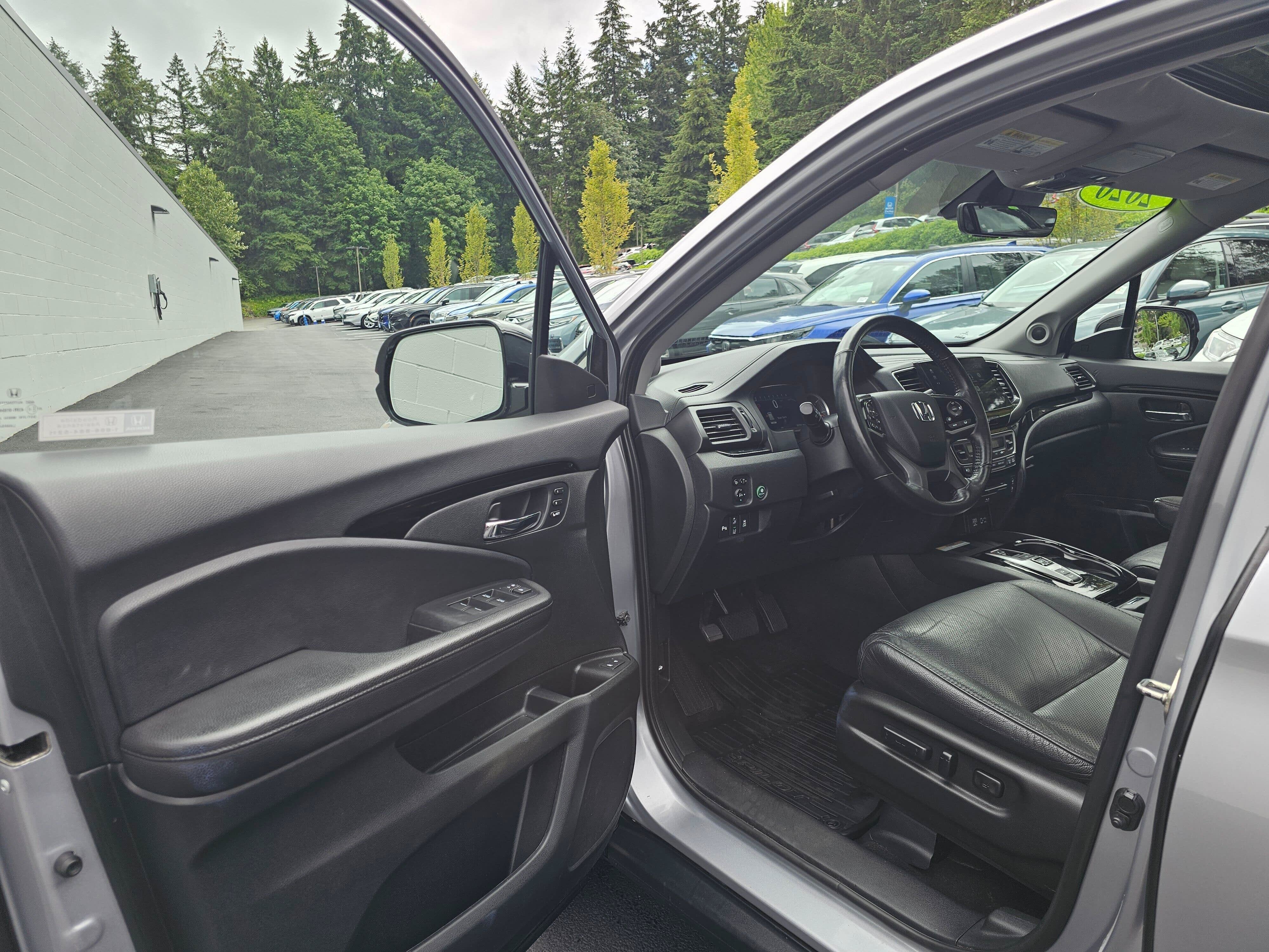 2020 Honda Pilot Elite