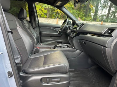 2022 Honda Pilot Black Edition