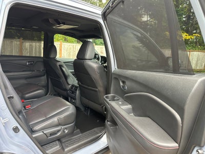 2022 Honda Pilot Black Edition