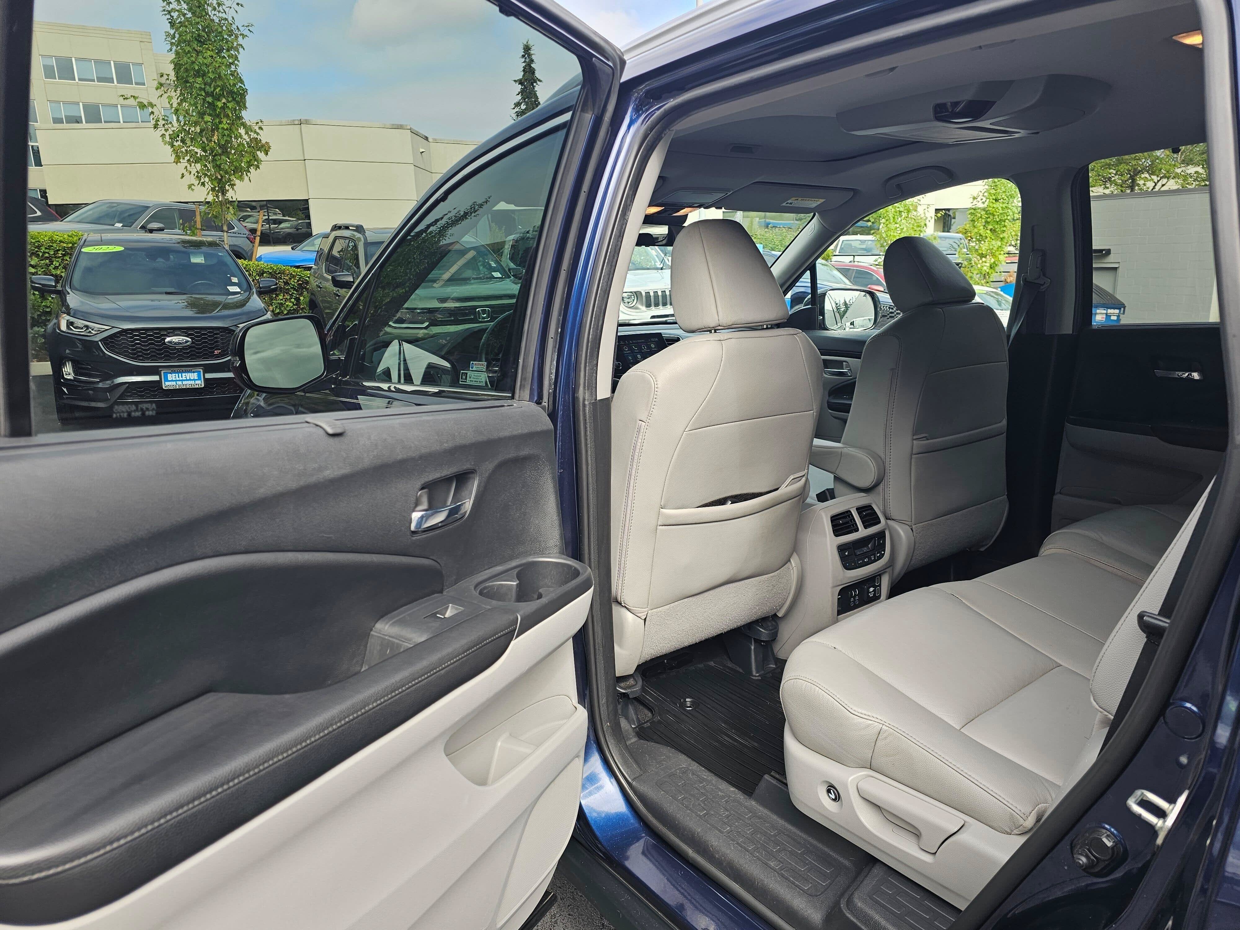 2020 Honda Pilot Touring 8-Passenger