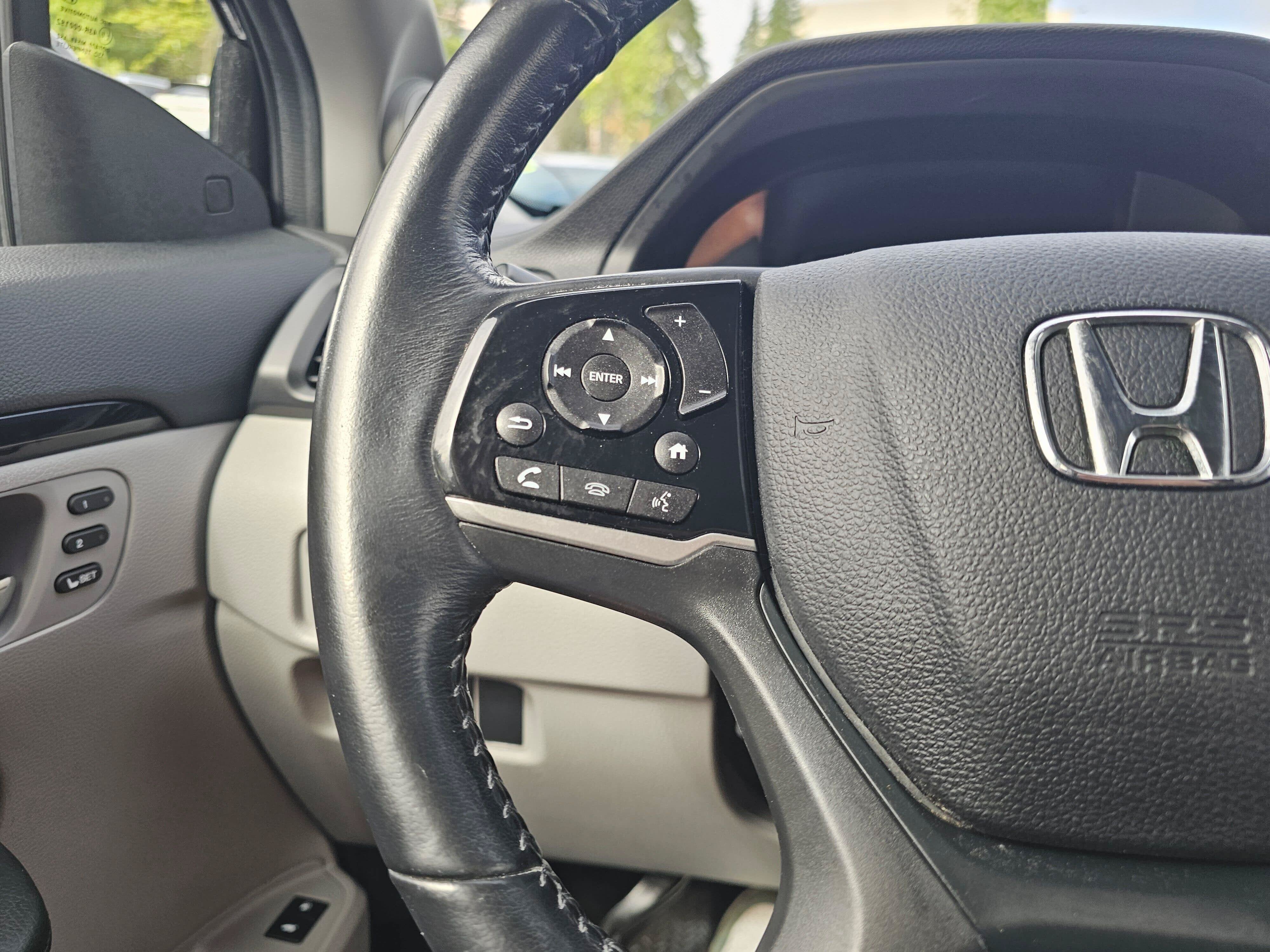 2020 Honda Pilot Touring 8-Passenger