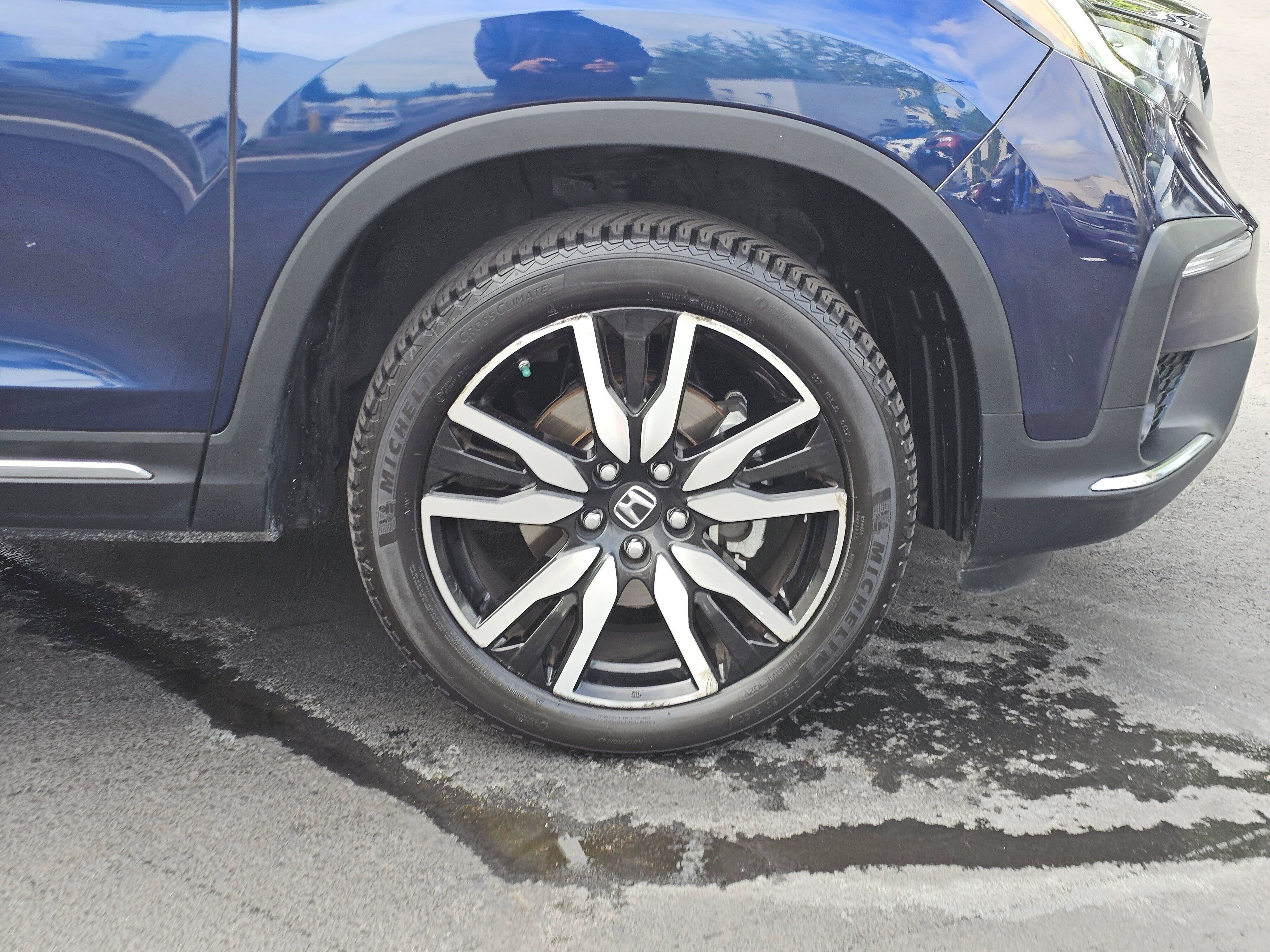 2020 Honda Pilot Touring 8-Passenger