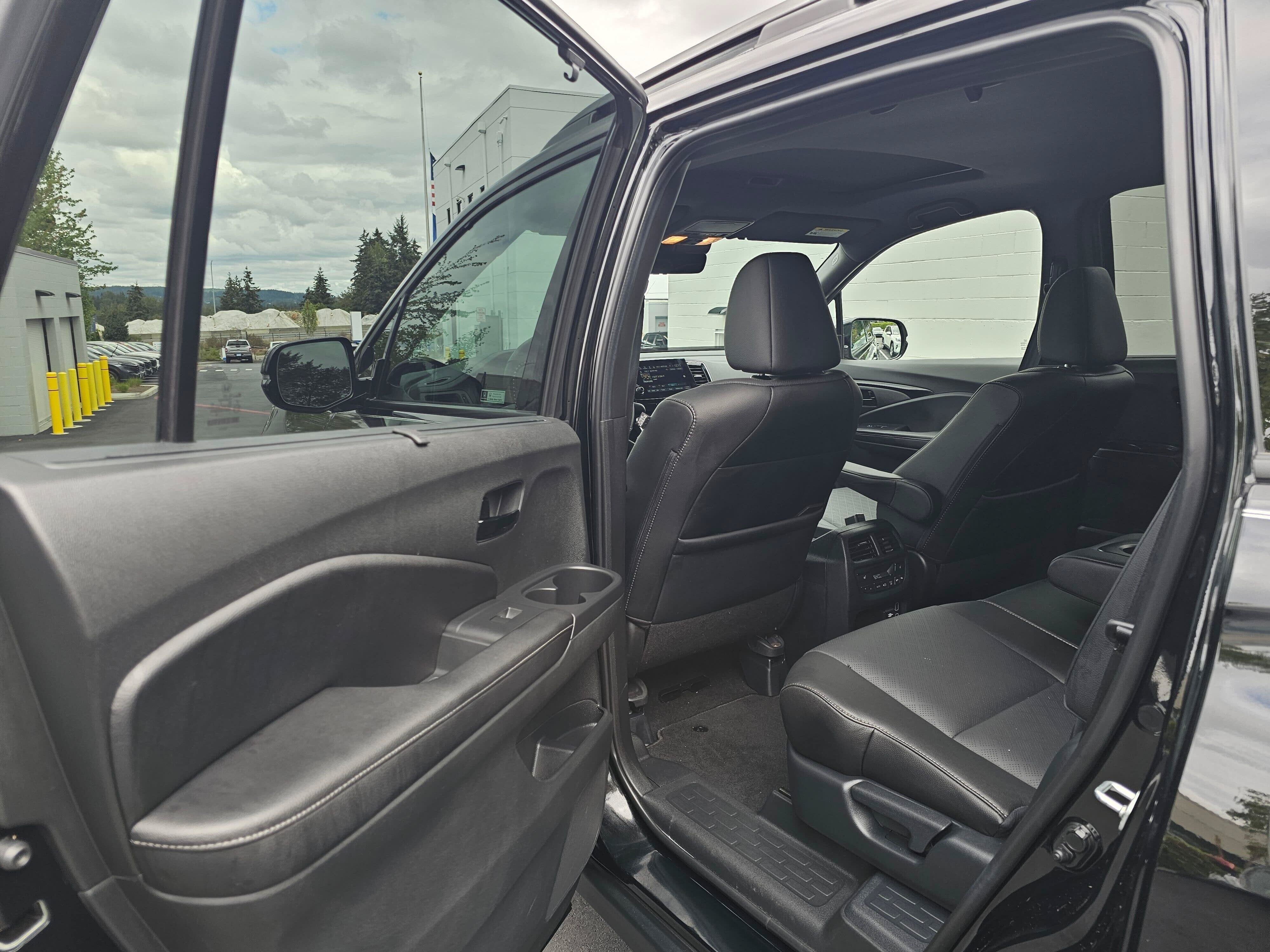 2023 Honda Passport Elite