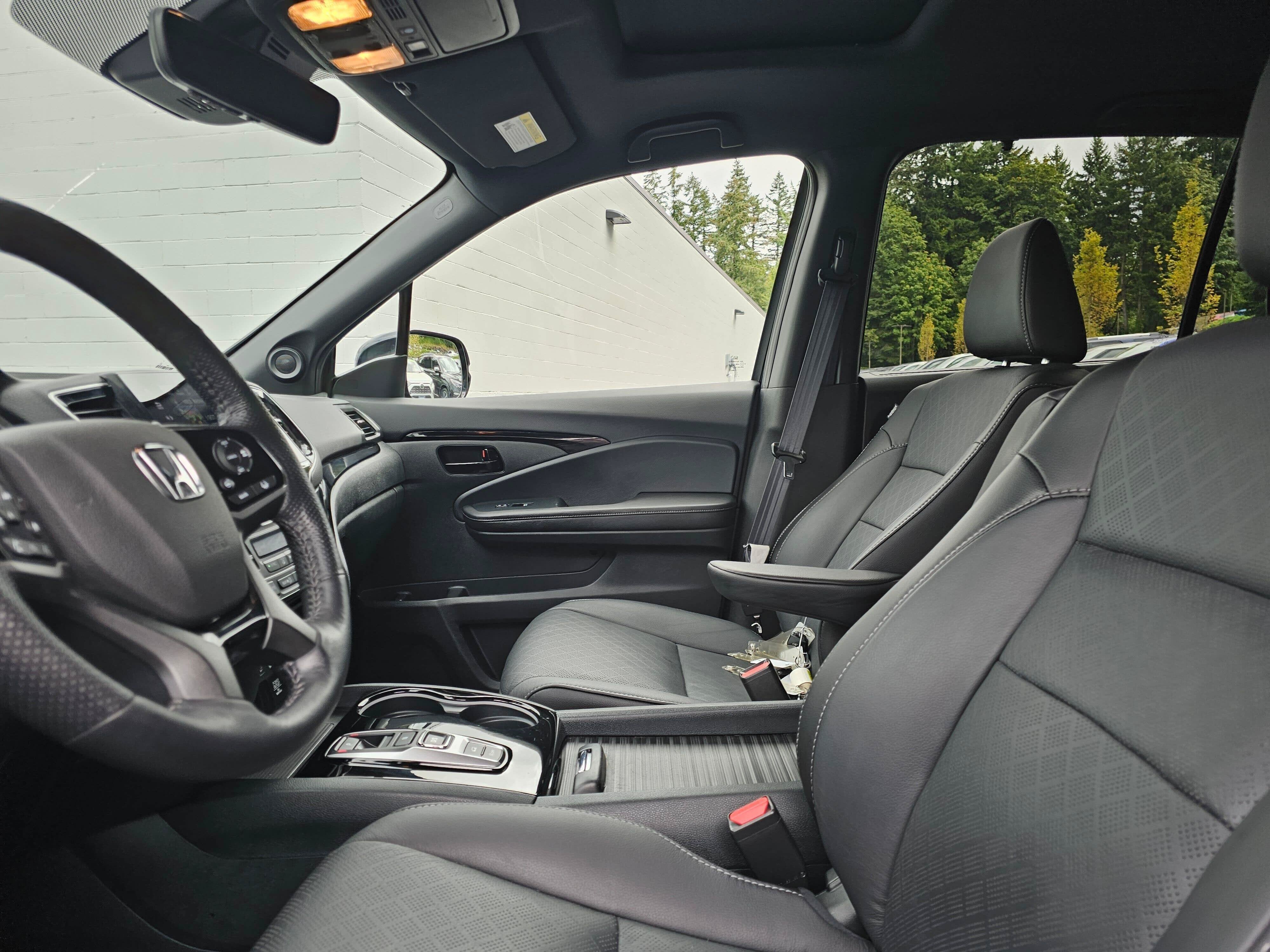 2023 Honda Passport Elite