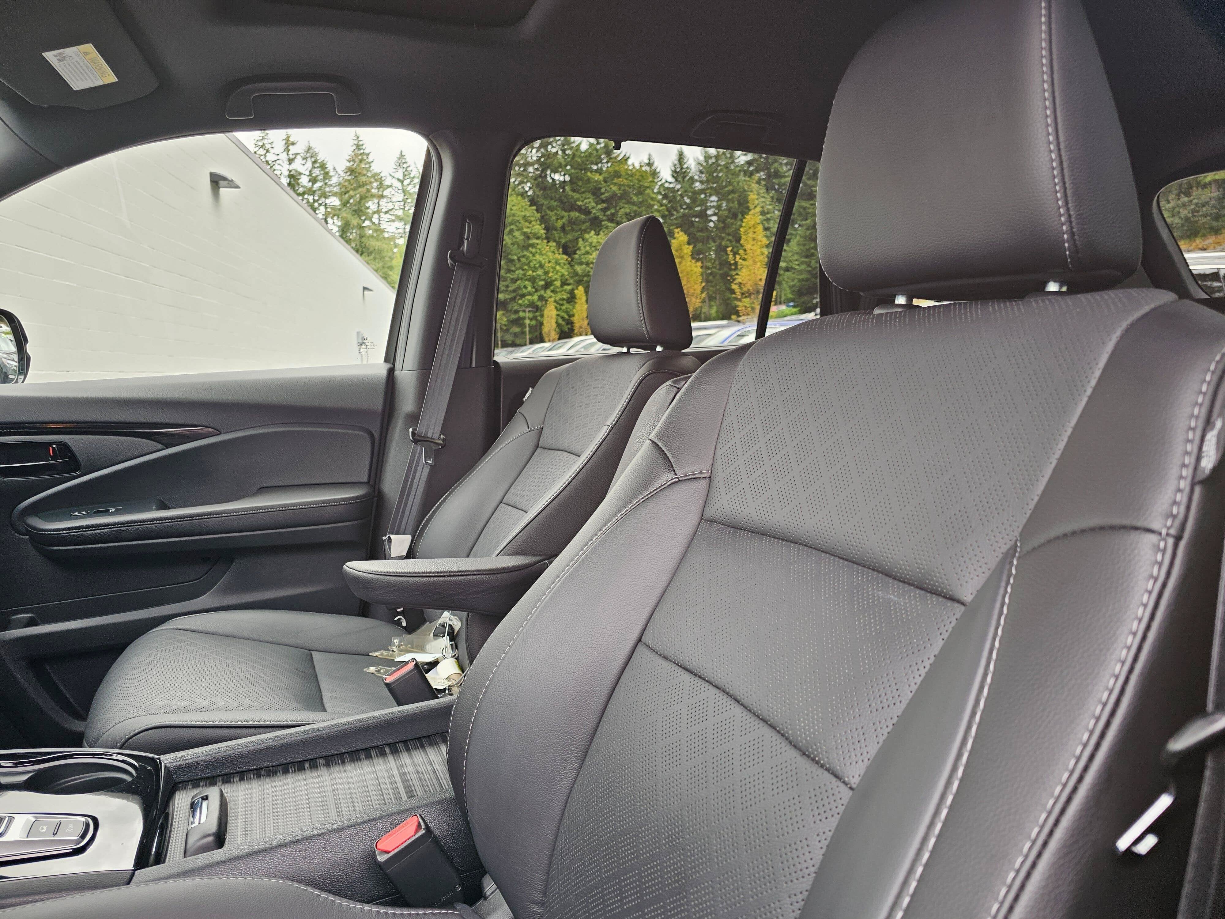 2023 Honda Passport Elite