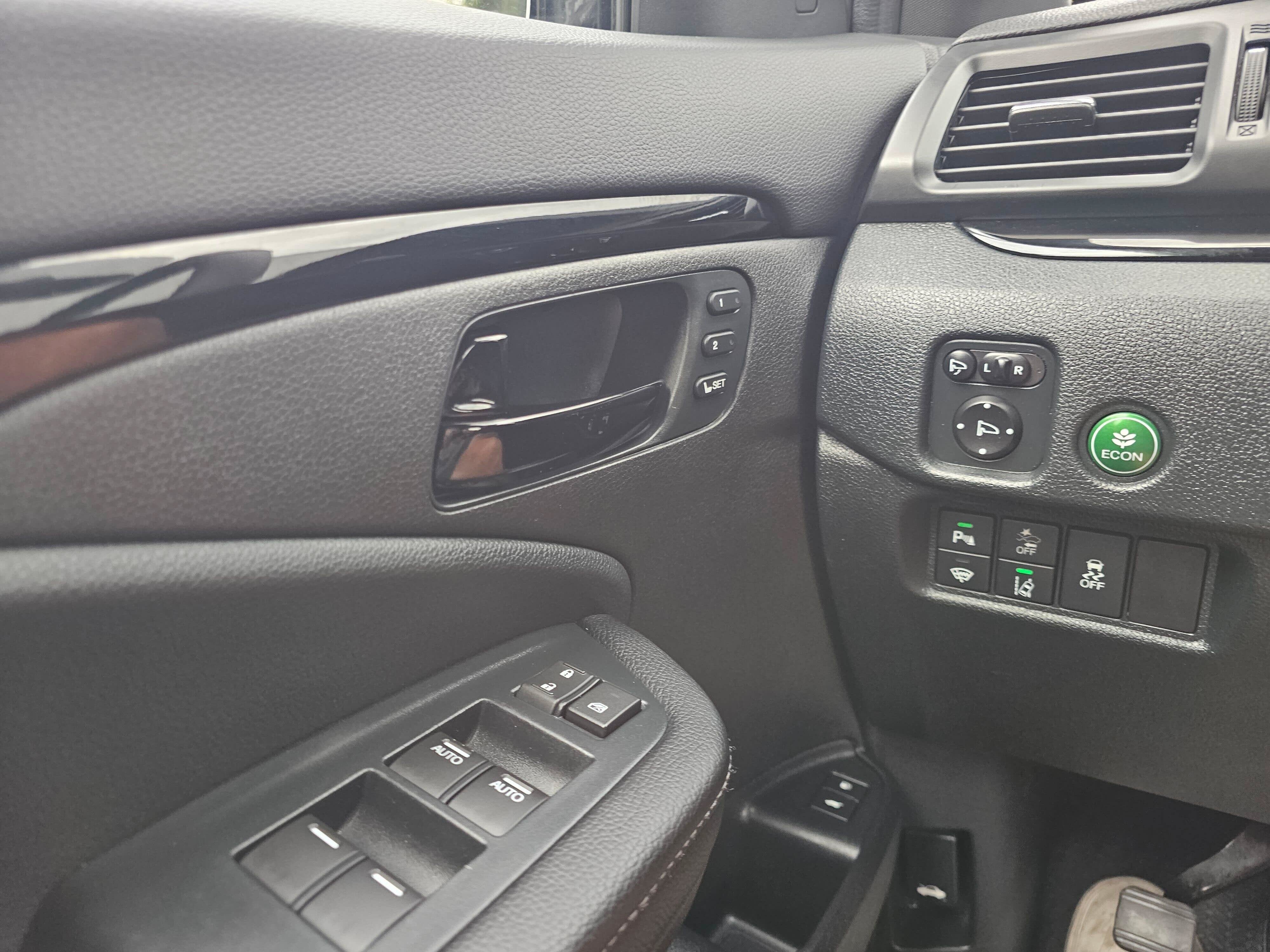 2023 Honda Passport Elite